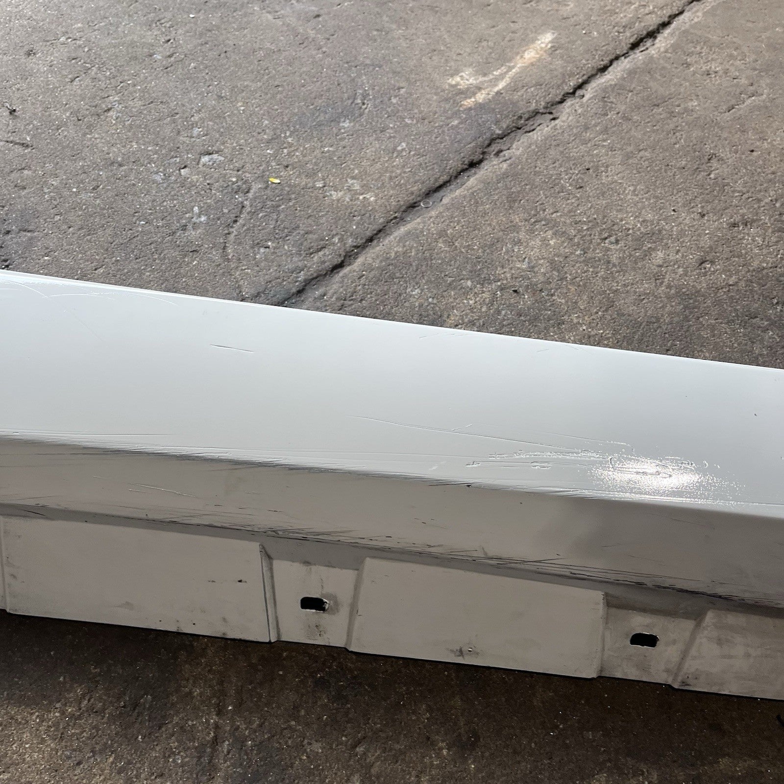 ☑️ 07-13 OEM BMW E92 E93 Right Passenger Side Skirt Rocker Panel White