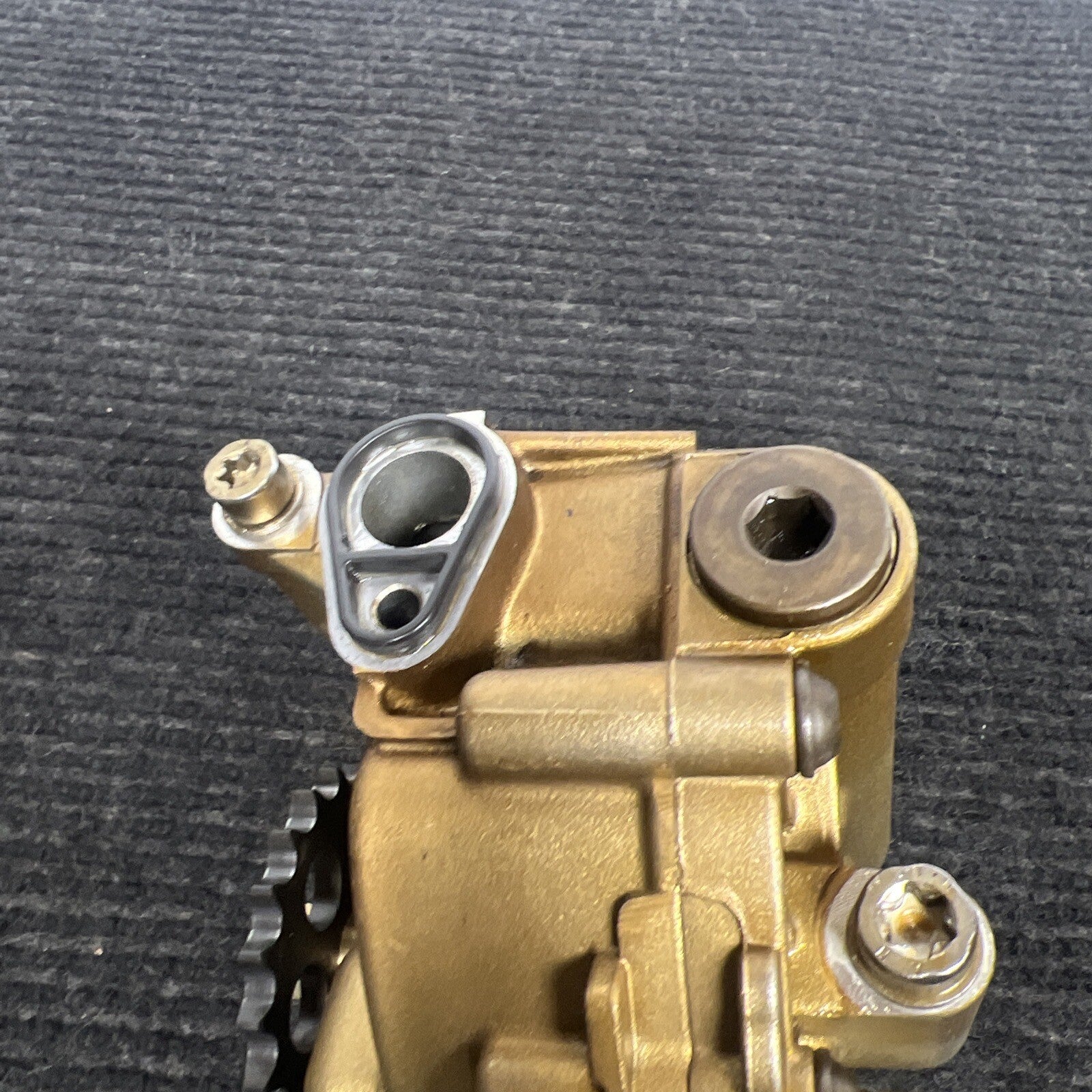 ☑️ 2008-2013 BMW E90 M3 S65 4.0L V8 Engine Main Oil Lubrication Pump OEM E92 E93
