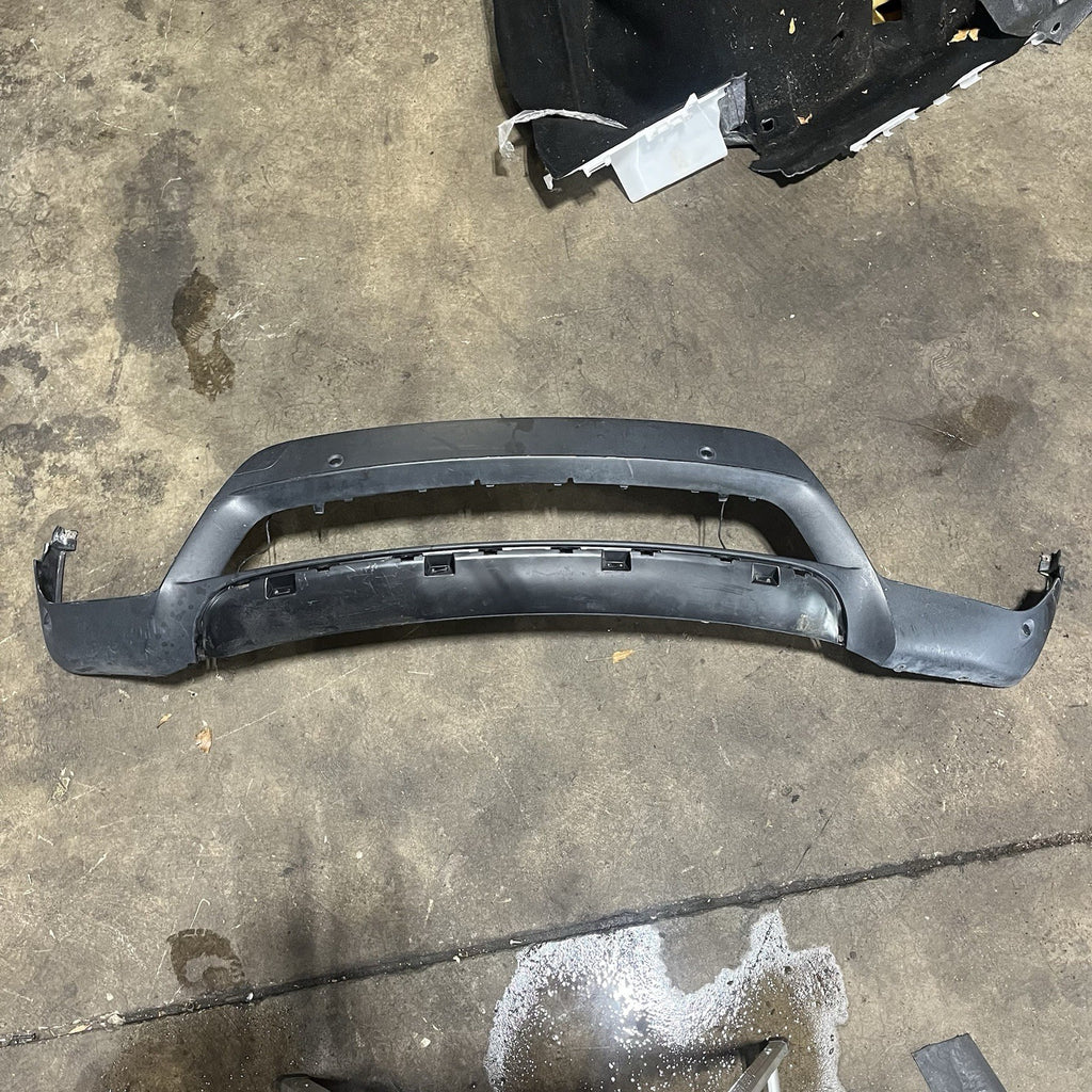 ☑️ 2009-2013 BMW X5 - Front Lower Bumper Valance 7222371