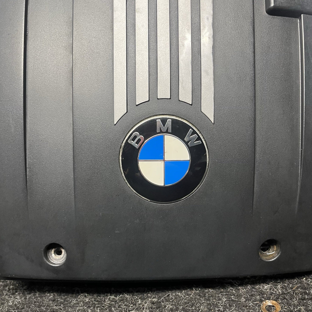 ☑️ OEM BMW E88 E90 E92 E93 Engine Cover N54 Head Cylinder Ignition Coil Covering