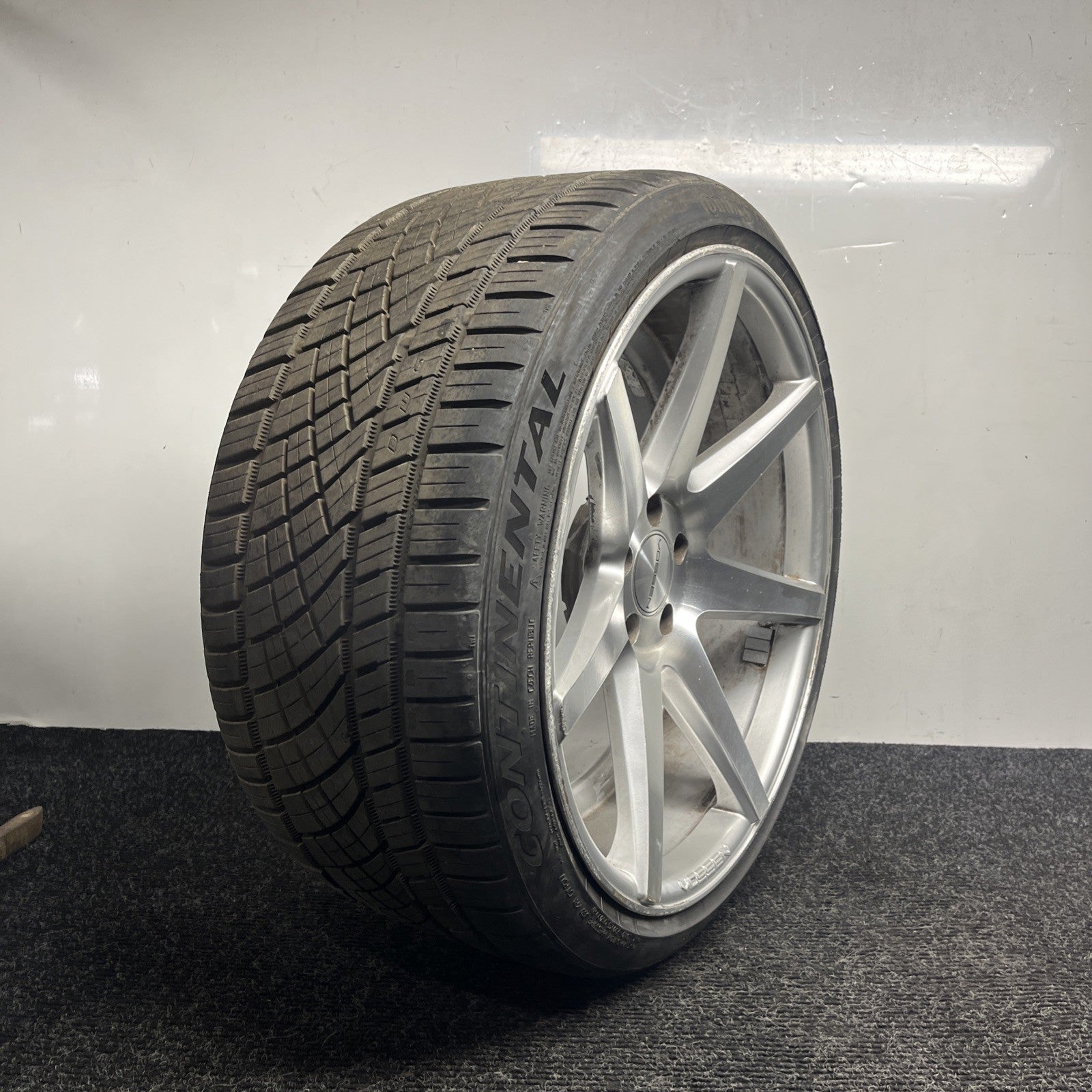 ☑️ ONE Vossen CV3 Silver Wheel W/TIRE & Cap 20x10.5 et30 5x112