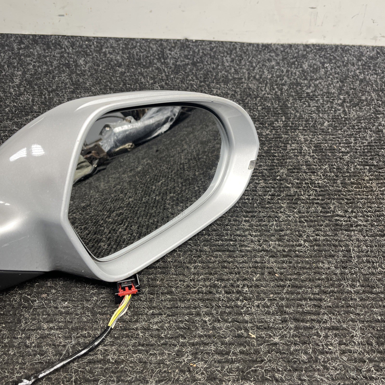 ☑️ 2012-2018 AUDI A6 S6  RIGHT PASSENGER SIDE DOOR REAR VIEW MIRROR OEM