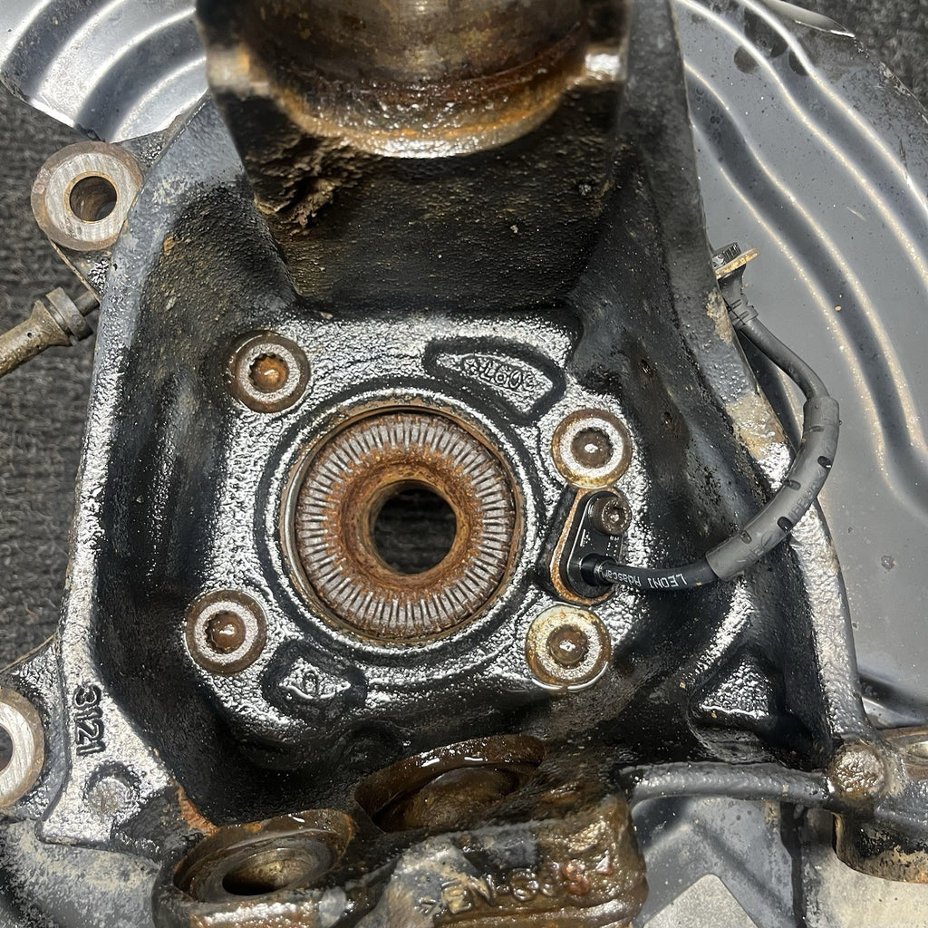 ☑️ OEM BMW F25 F26 X3 X4 AWD Front Left Driver Hub Spindle Knuckle Wheel Bearing