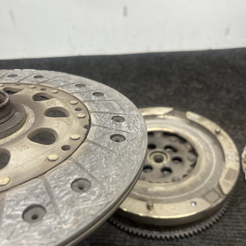 ☑️ 09-13 BMW N54 Manual 6 Bolt Dual Mass Flywheel w Clutch Kit 135i 335i