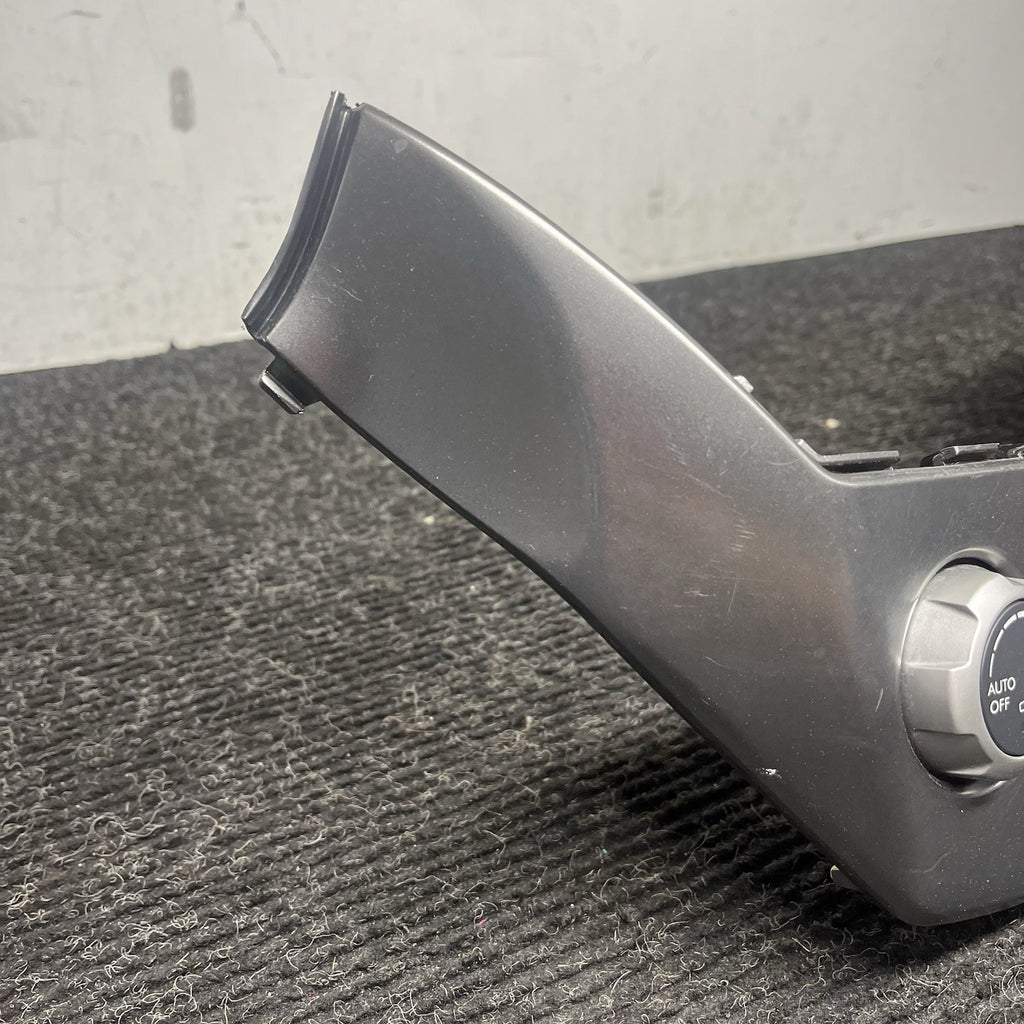 ☑️ 2008-2014 Subaru WRX Impreza Sedan Center Dash Climate Control Trim Bezel