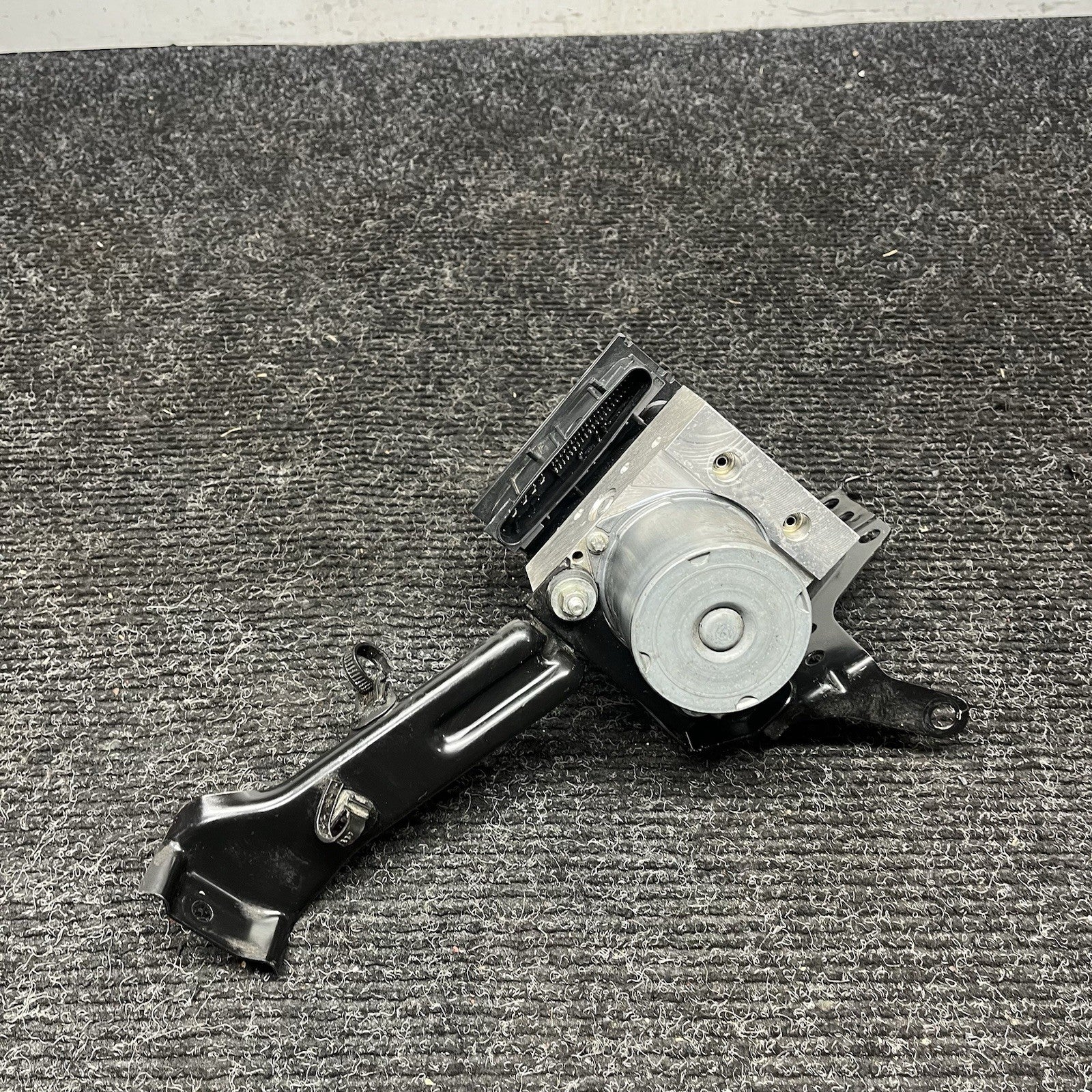 ☑️ 2015 SUBARU IMPREZA WRX STI ABS Pump 2.5L turbo STi 27536FG220 OEM
