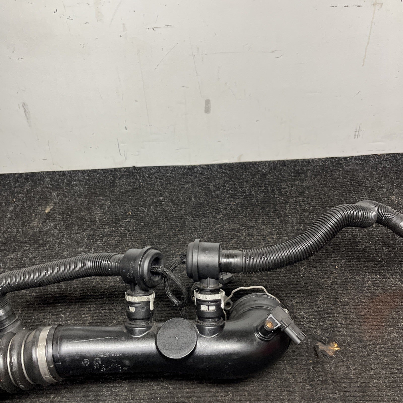 ☑️ BMW E90 E92 E93 E88 E82 N54 335iX 335i 135i Charge Air Induction Tract Pipe