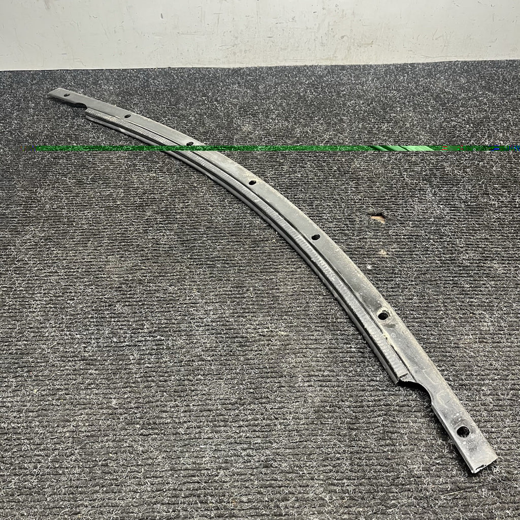☑️ 03-08 BMW Z4 E85 E86 Front Supporting Ledge Panel Cover Mount 51117044238 OEM