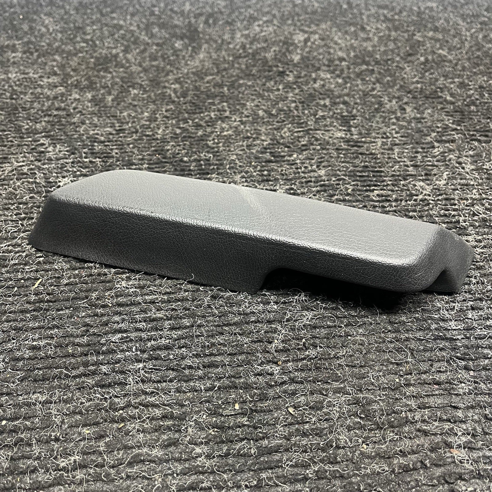☑️ Original BMW E30 Touring Limousine Armrest Black 1906218 316 318 320 323 325