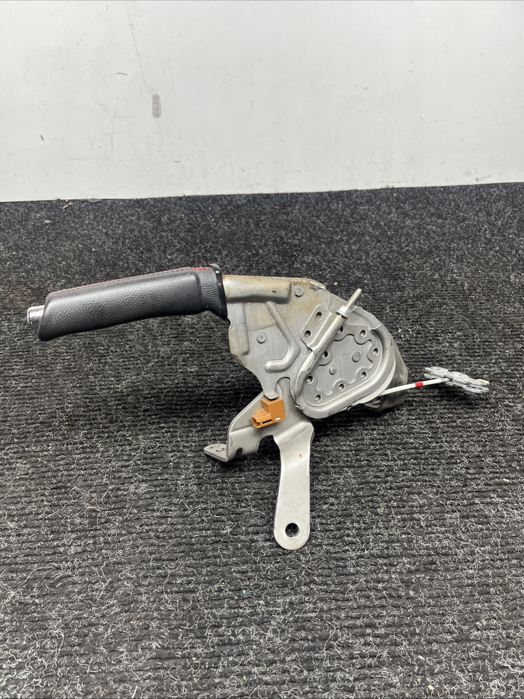 ☑️ 2013-2017 SUBARU BRZ FRS A86 GT86 FA20 2.0L OEM LEATHER E-BRAKE HANDLE ASSY