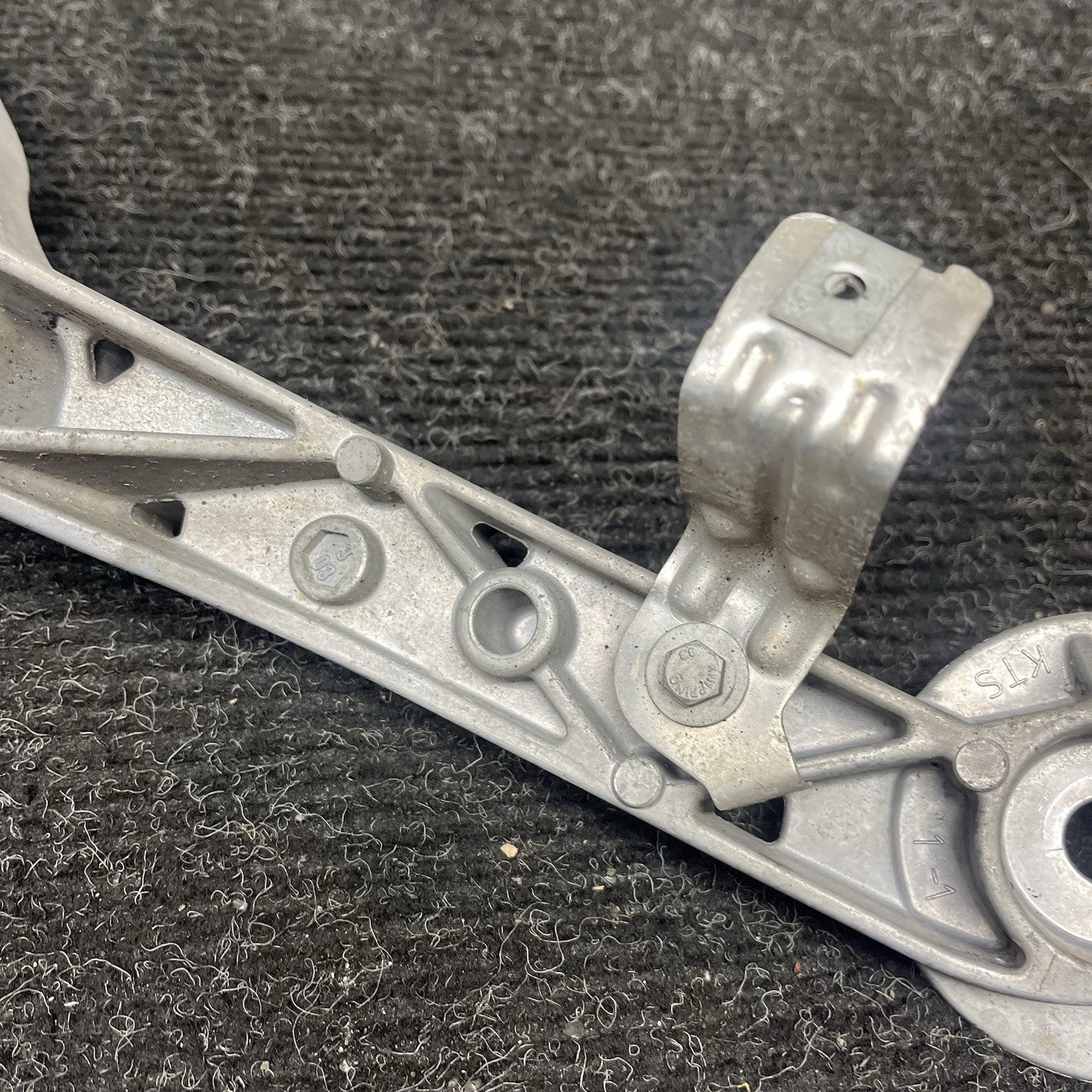 ☑️ 03-08 BMW Z4 E85 E86 Rear Differential Carrier Bracket SupportRod 6758163 OEM