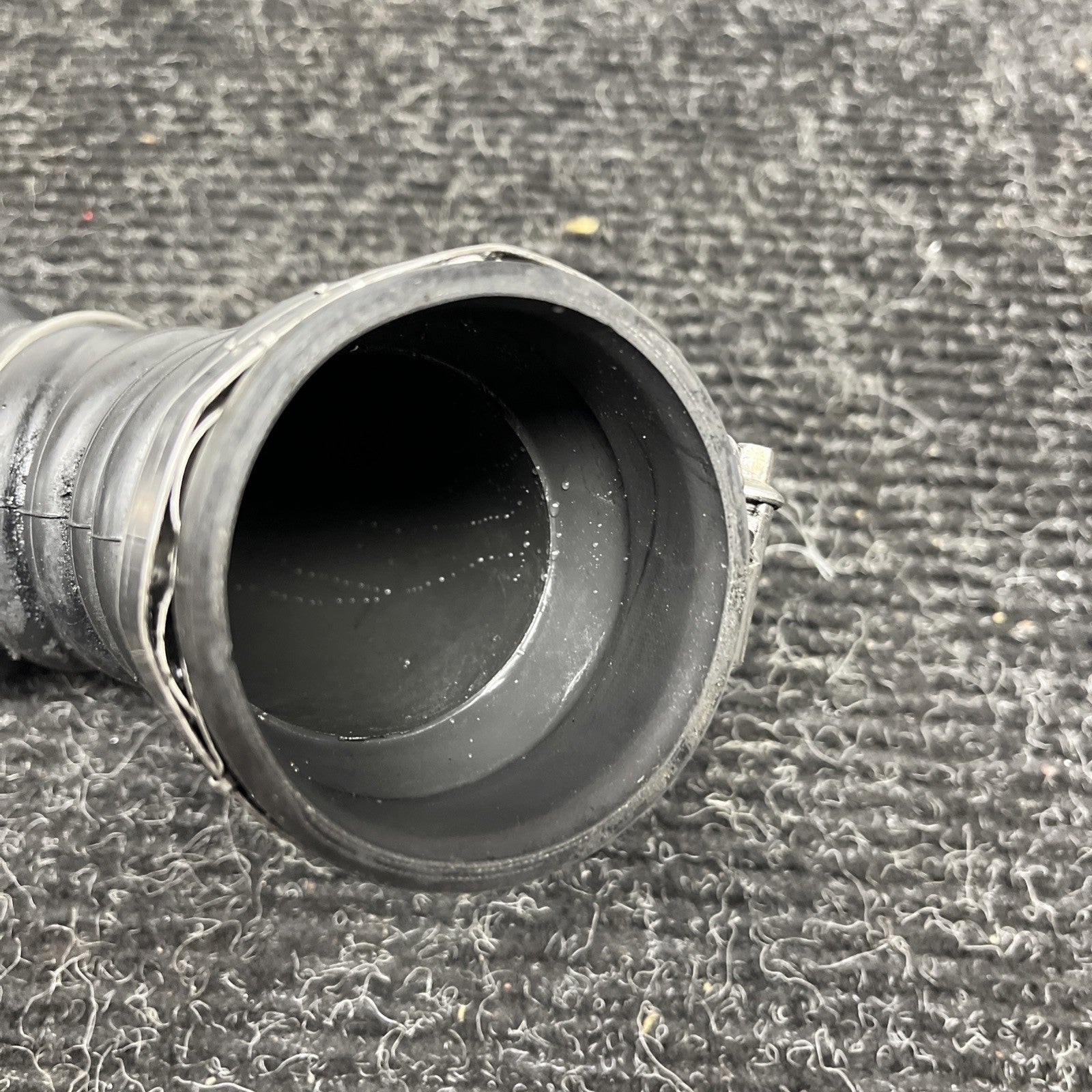 ☑️ 07-10 BMW E90 E92 E93 335 N54 Charge Pipe Air Induction Diverter Pipe OEM