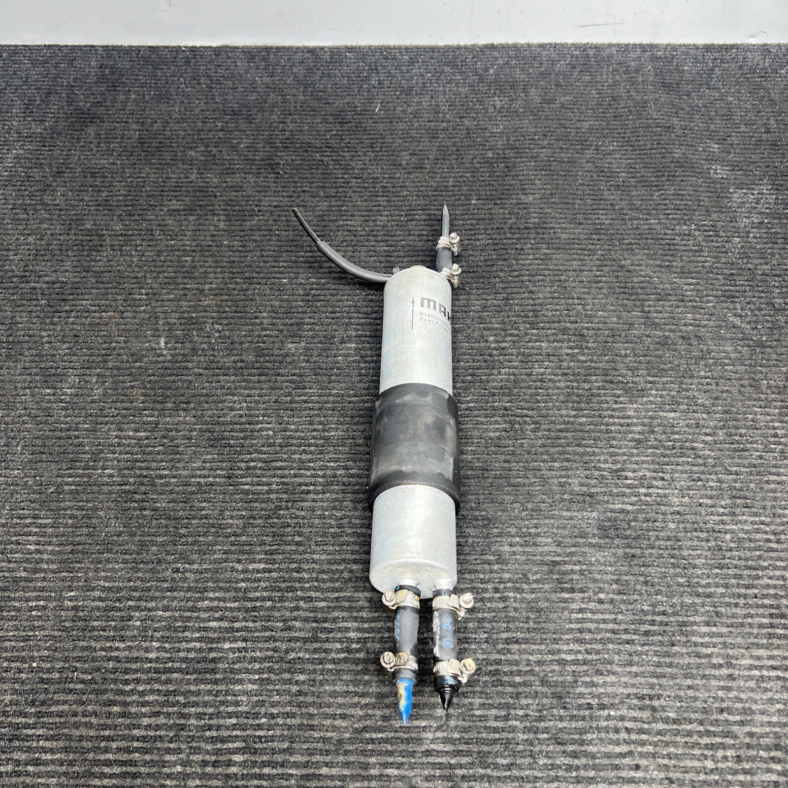 ☑️ 01-06 OEM BMW E46 ZHP 3.2L M54 FUEL FILTER & PRESSURE REGULATOR 028160597