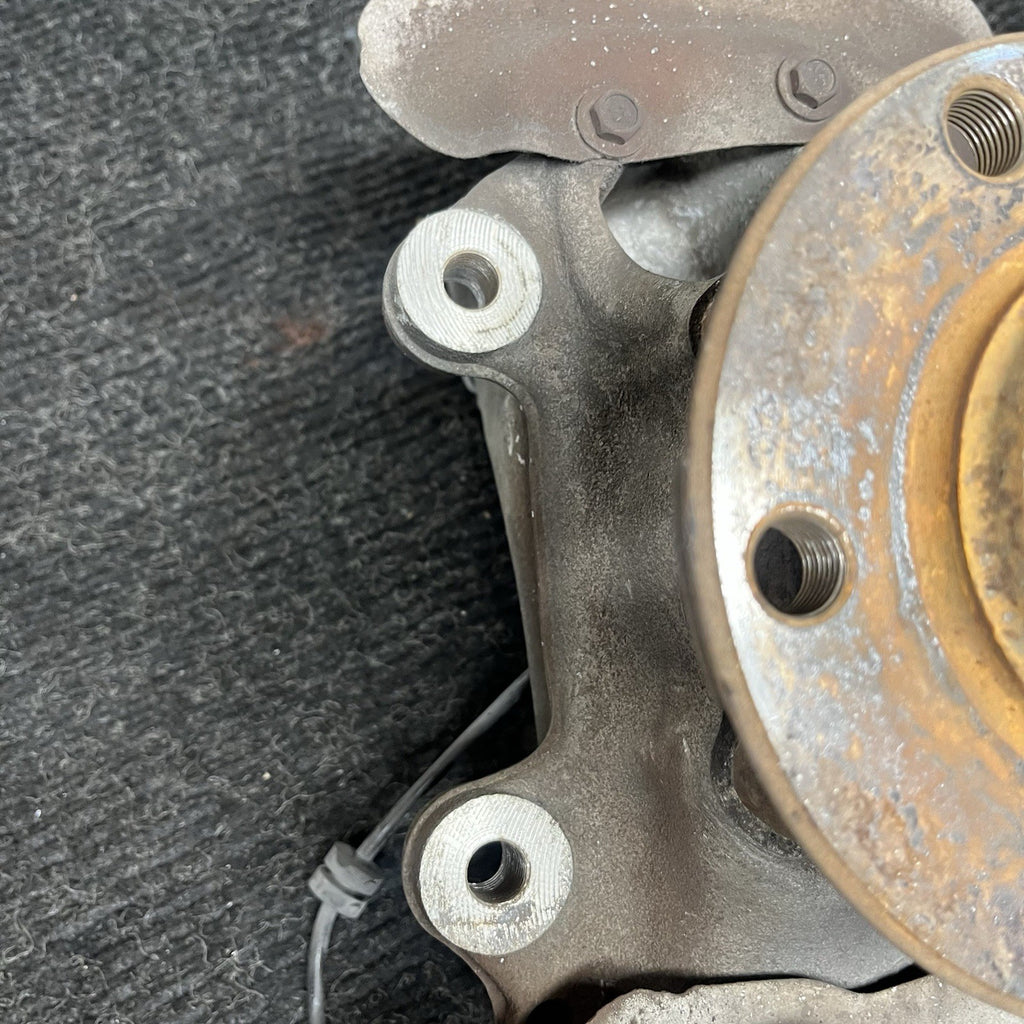 ☑️ 2012-2016 BMW 328I F30 RWD FRONT PASSENGER SIDE WHEEL HUB SPINDLE KNUCKLE OEM