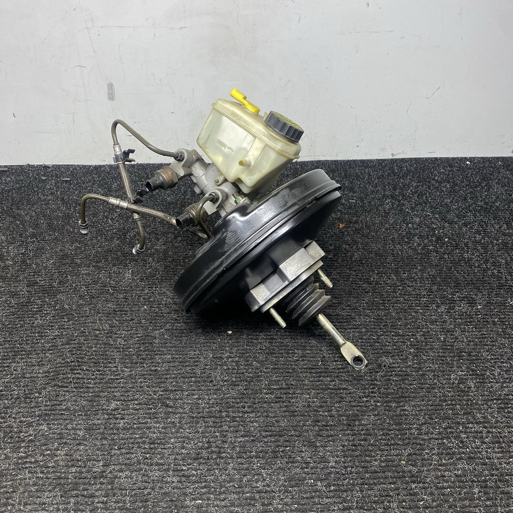 ☑️ 03-08 BMW Z4 E85 E86 Brake Booster Master Cylinder Reservoir OEM 6756800