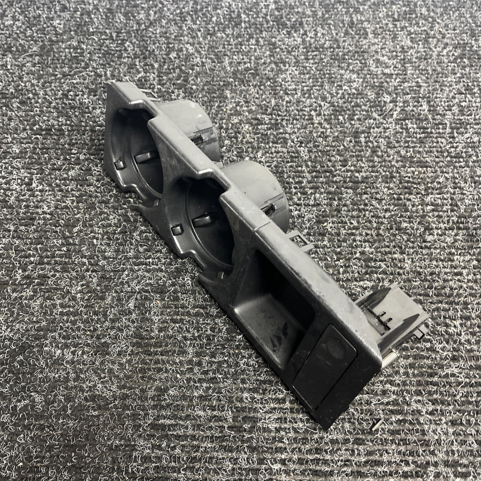 ☑️ BMW 3 SERIES E46 330 325 330ci CUP AND COIN HOLDER CENTRE/CENTER CONSOLE
