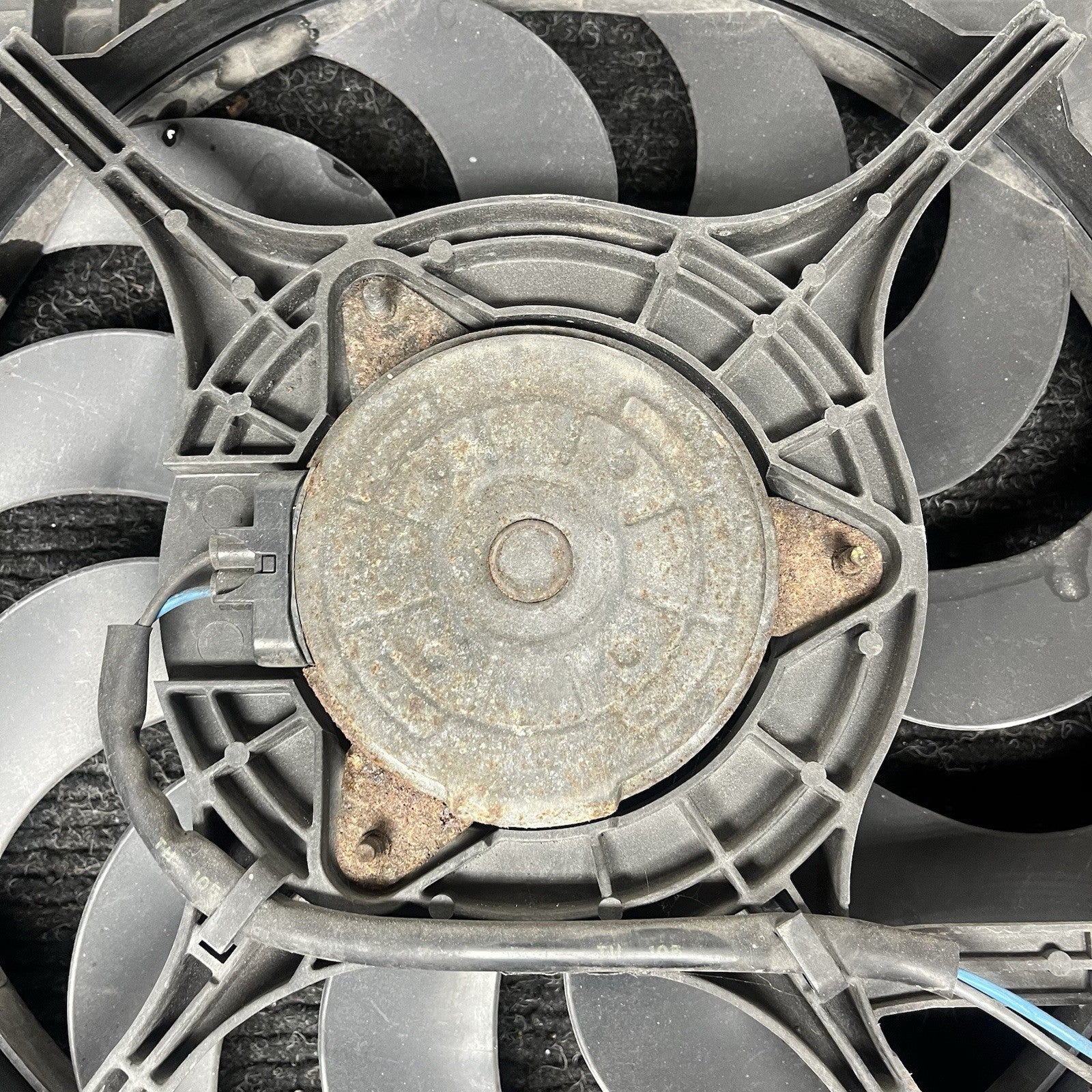 ☑️ 2008-2014 Subaru Impreza WRX STI Right Radiator Fan Motor Assembly RH OEM