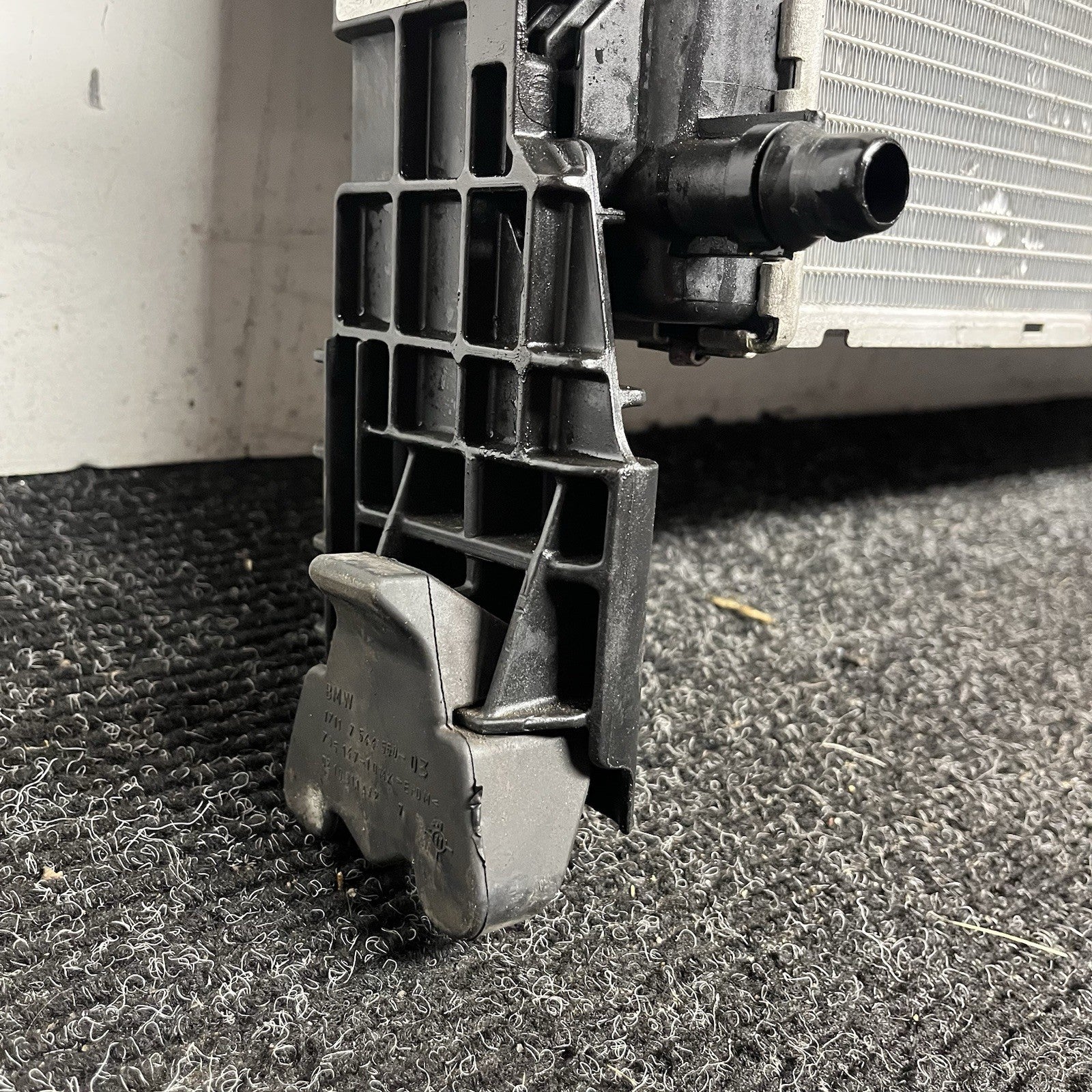 ☑️ 11-18 BMW X3 X4 F25 3.0L N55 Radiator Condenser Cooling Assembly