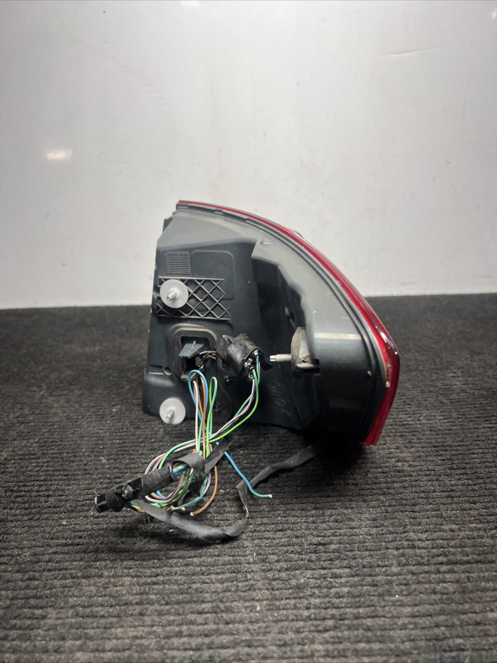 ☑️ 11-13 OEM BMW F10 528 535 550 M5 AH5 Rear Left Driver Side Outer Tail Light