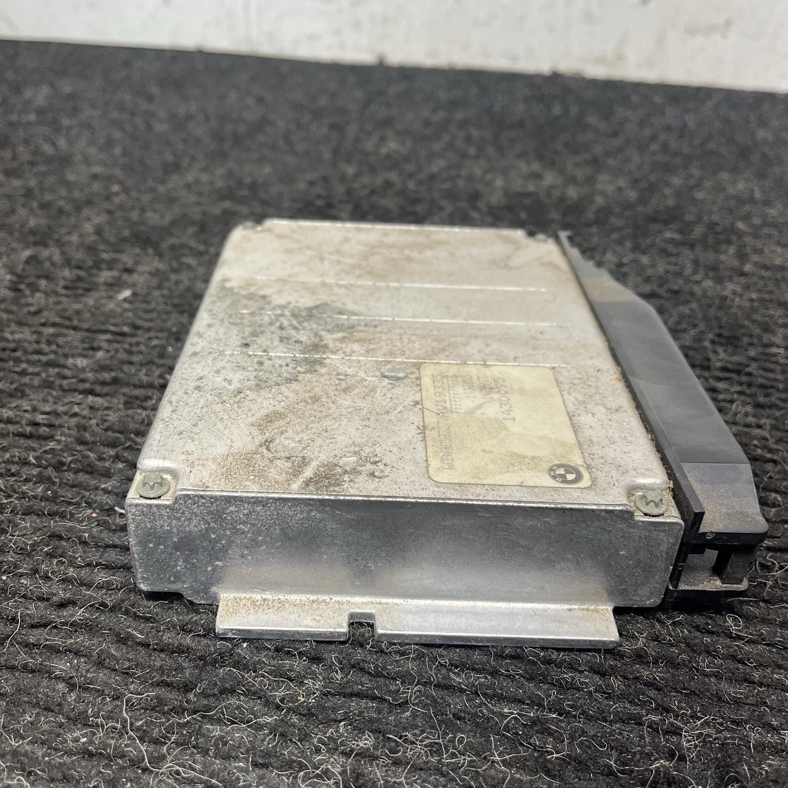 ☑️ BMW E36 18 Button On Board Computer OBC 8357684 92-99 323 325 328 M3
