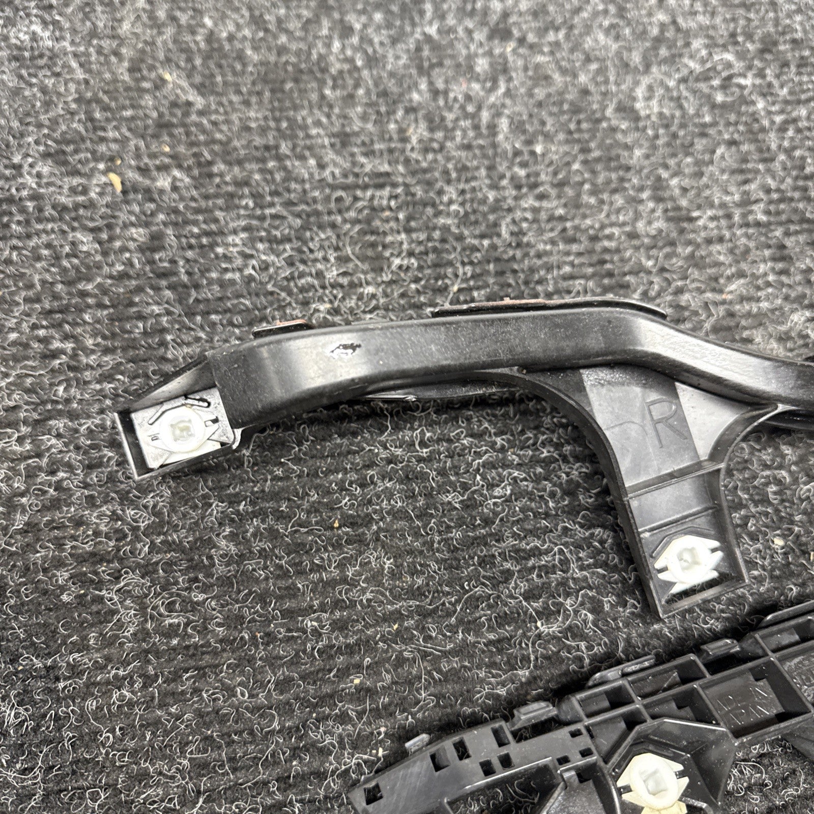 ☑️ 2013-2020 Subaru BRZ Scion FRS Toyota 86 Rear Right Tail Light Mount Bracket