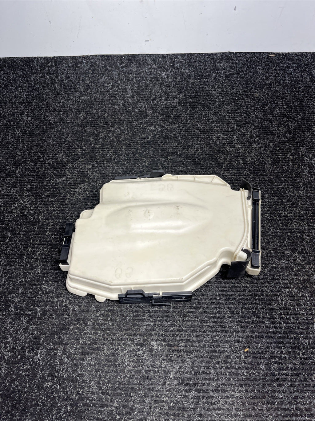 ☑️ BMW E88 E82 E90 E92 E84 DME ECU Electronic Computer Box Top Cover Housing OEM
