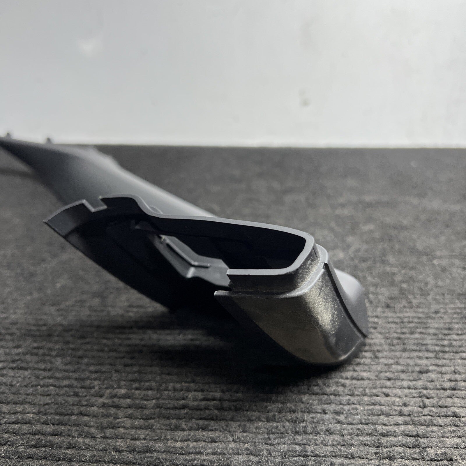 ☑️ 09-16 BMW Z4 E89 Front Driver Left Side A Pillar Column Cover 9128400 OEM