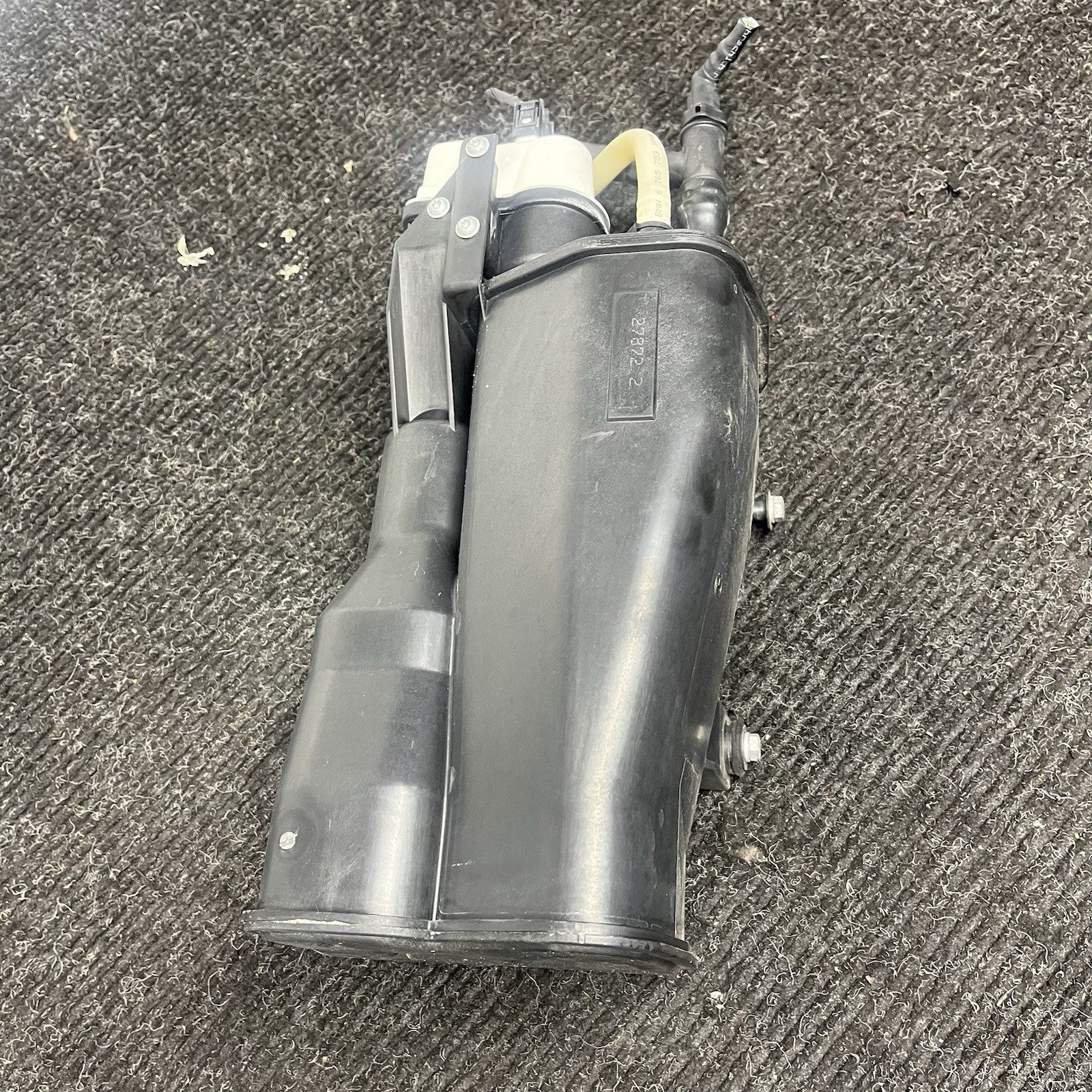 ☑️07-13 OEM BMW E90 E92 E93 335 M3 Fuel Vapor Activated Charcoal Filter Canister