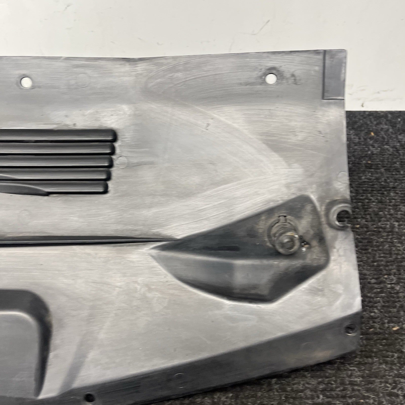 ☑️ 03-08 BMW E85 E86 Z4 Engine Motor Radiator Upper Deflector Shield Cover OEM