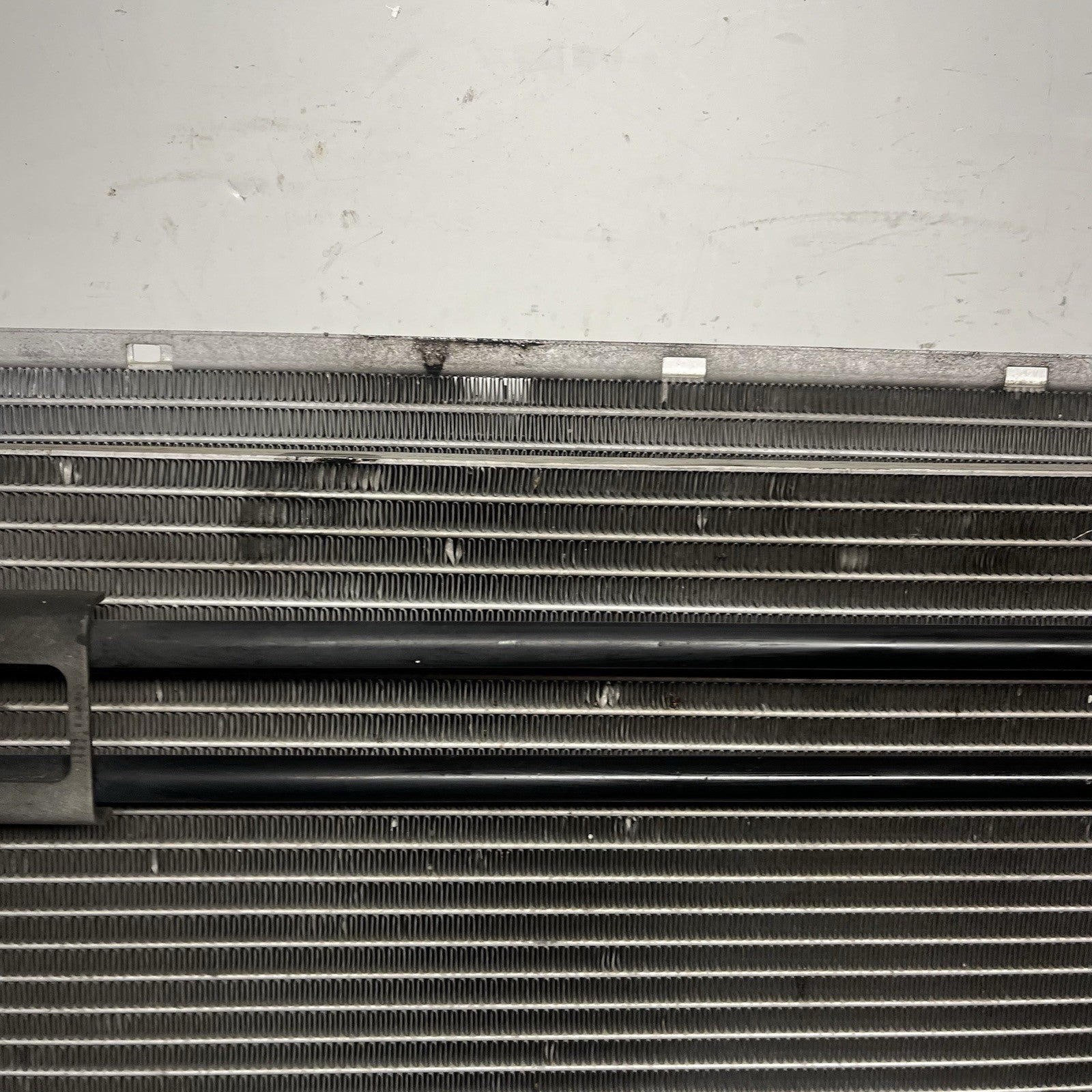 ☑️ BMW 330i 325i 323i E46 Engine Cooling Radiator 3.0L 6 Cylinder Fits 2001-2006