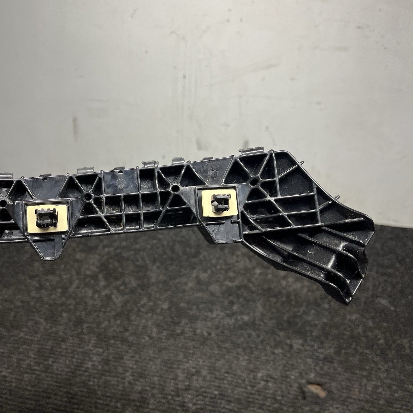 ☑️ 2022-2026 TOYOTA GR86 REAR RIGHT BUMPER SUPPORT BRACKET OEM
