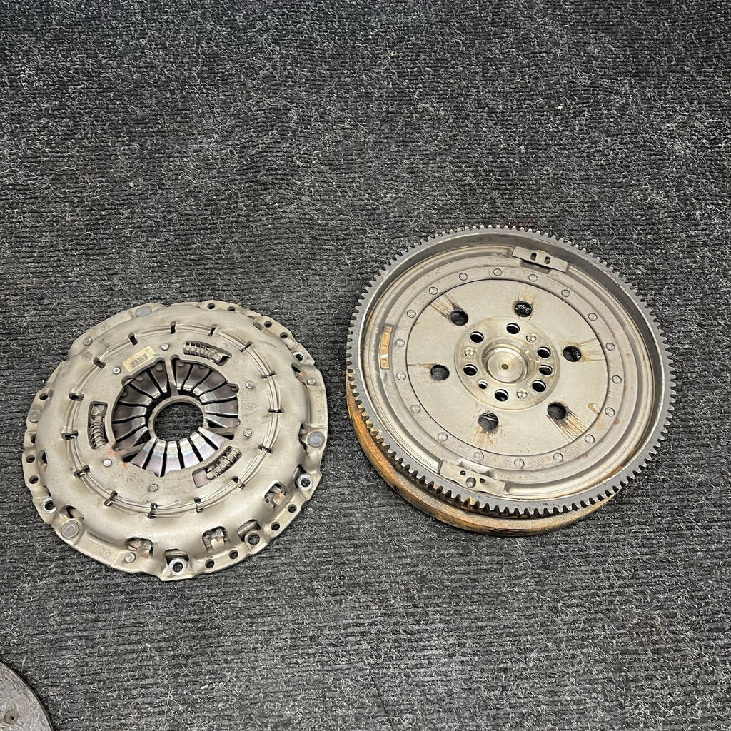 ☑️ 09-13 BMW N54 Manual 6 Bolt Dual Mass Flywheel w Clutch Kit 135i 335i