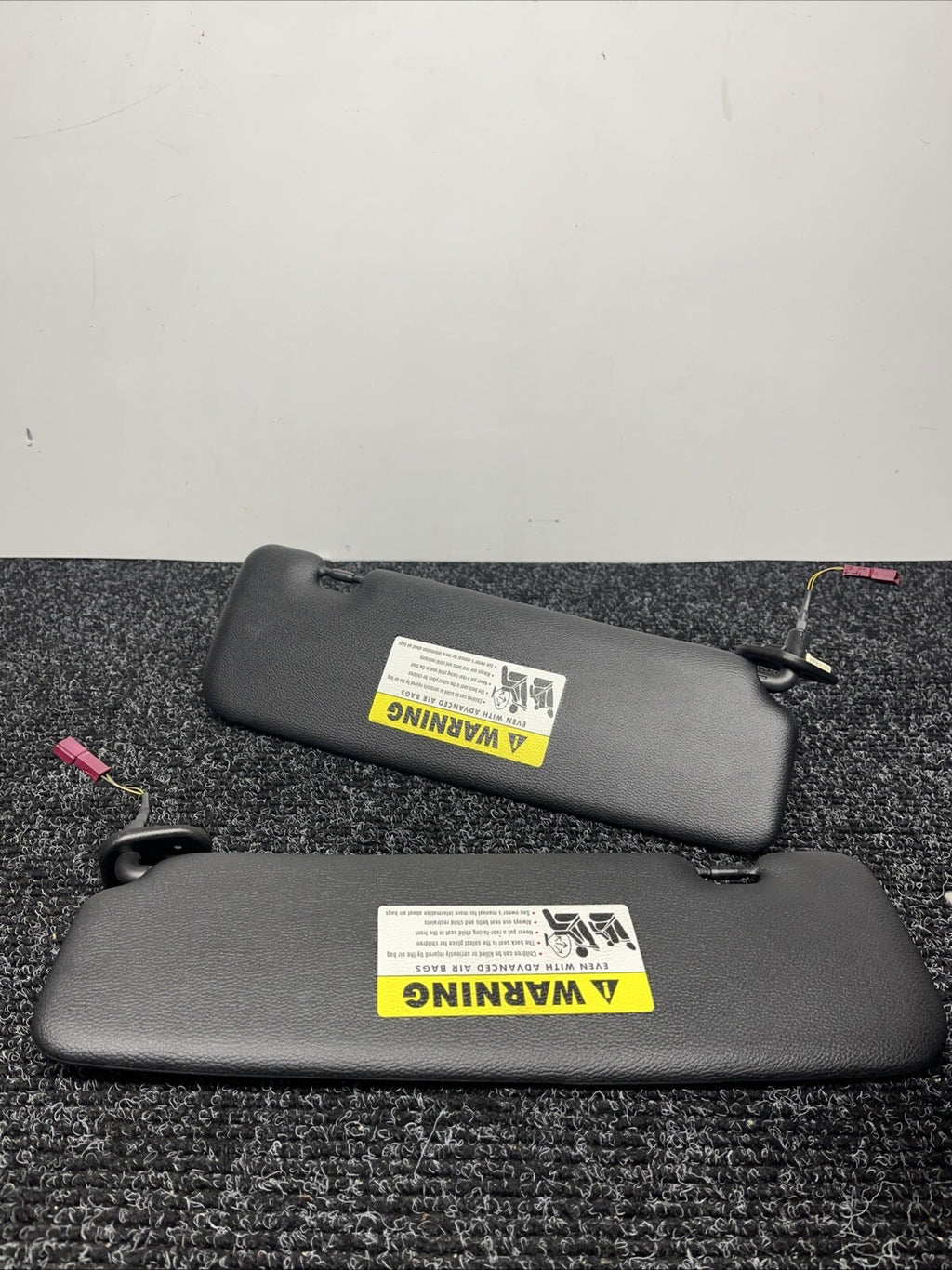 ☑️ 07-13 OEM BMW E88 E93 128 328 335 M3 Convertible Driver Passenger Visor SET