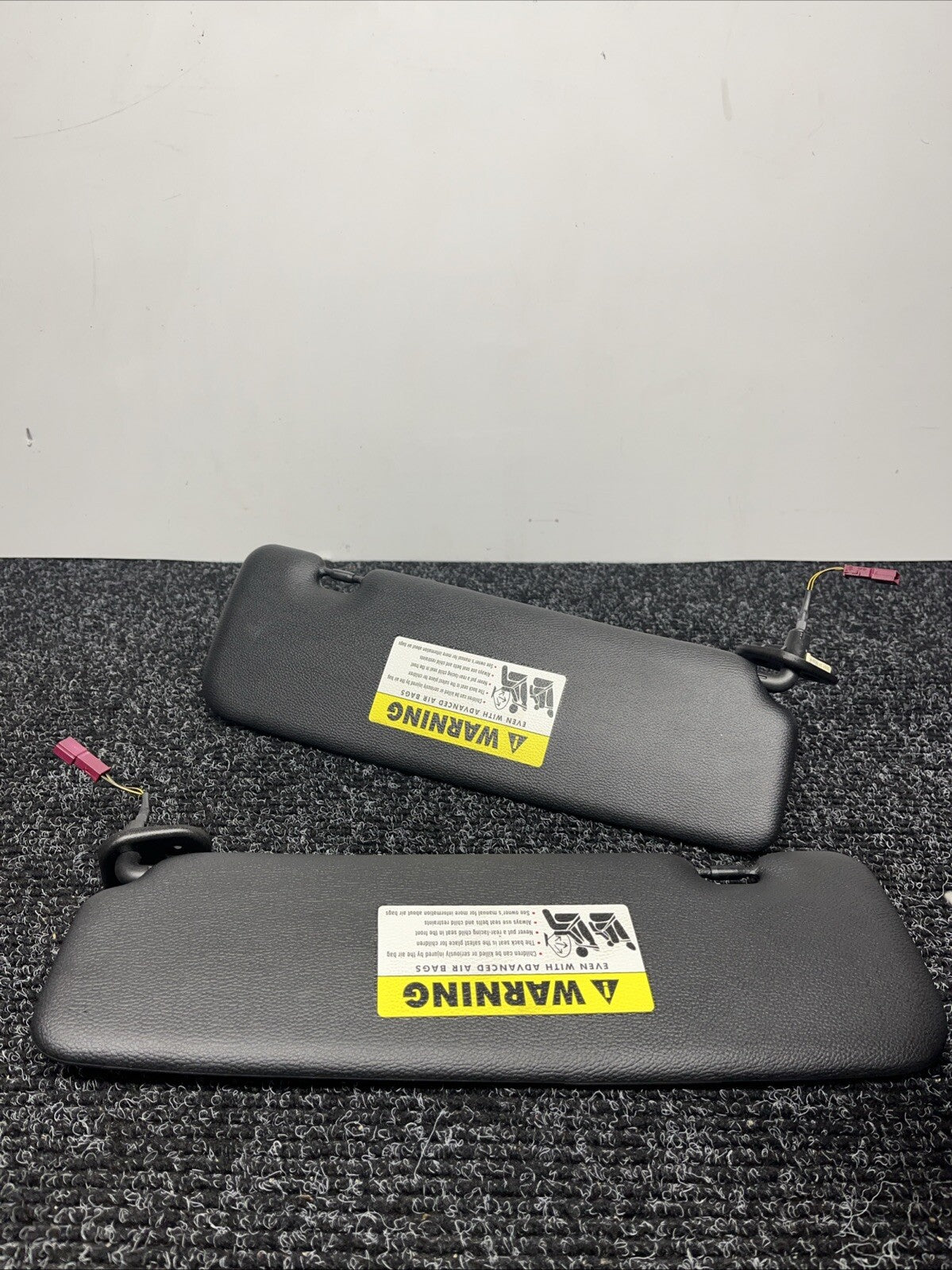 ☑️ 07-13 OEM BMW E88 E93 128 328 335 M3 Convertible Driver Passenger Visor SET