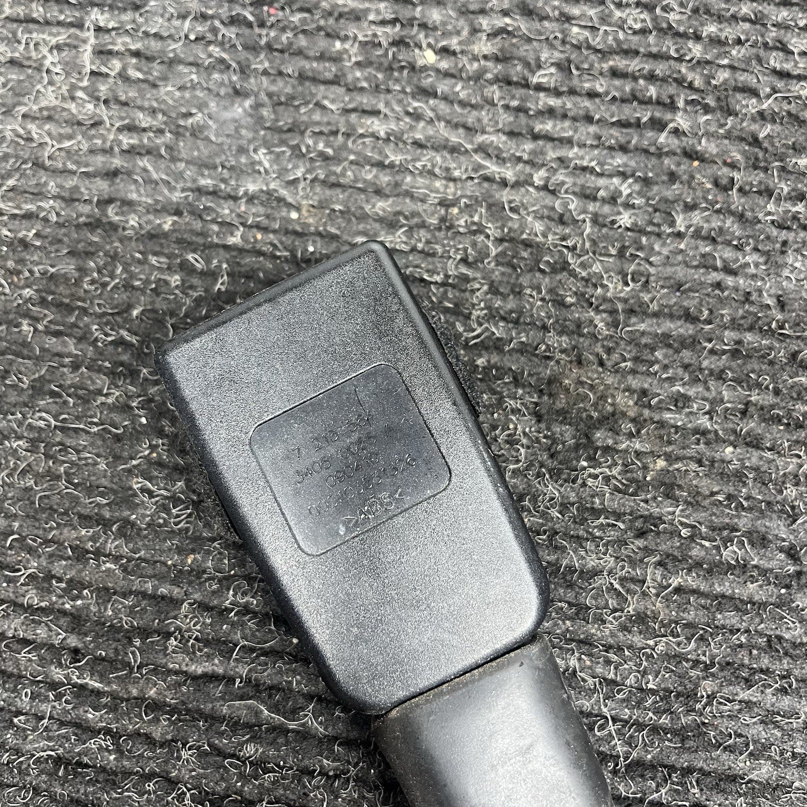 ☑️ OEM BMW 7213564 Right Side Seatbelt Buckle Receiver E90 E91 E92 E93 E84 E89