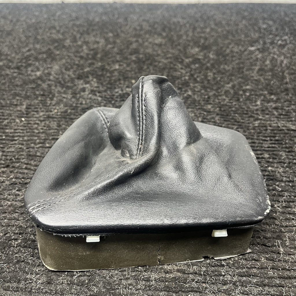 ☑️ 92-99 BMW E36 3 Series 328i Center Console ZF Shifter Knob Leather Boot Foam