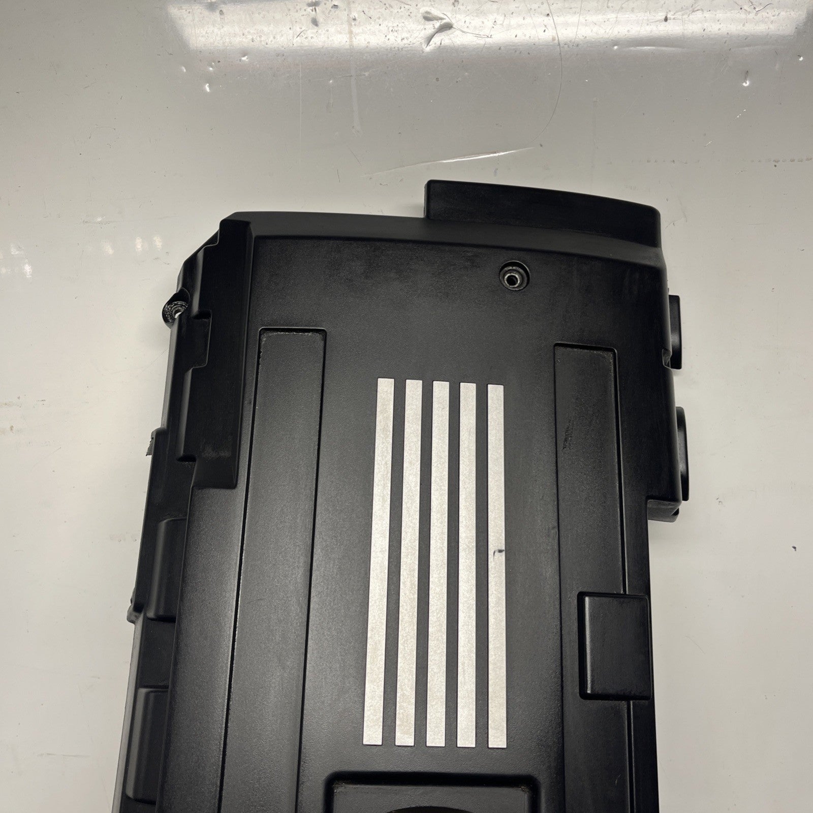 ☑️ OEM BMW E88 E90 E92 E93 Engine Cover N54 Head Cylinder Ignition Coil Covering