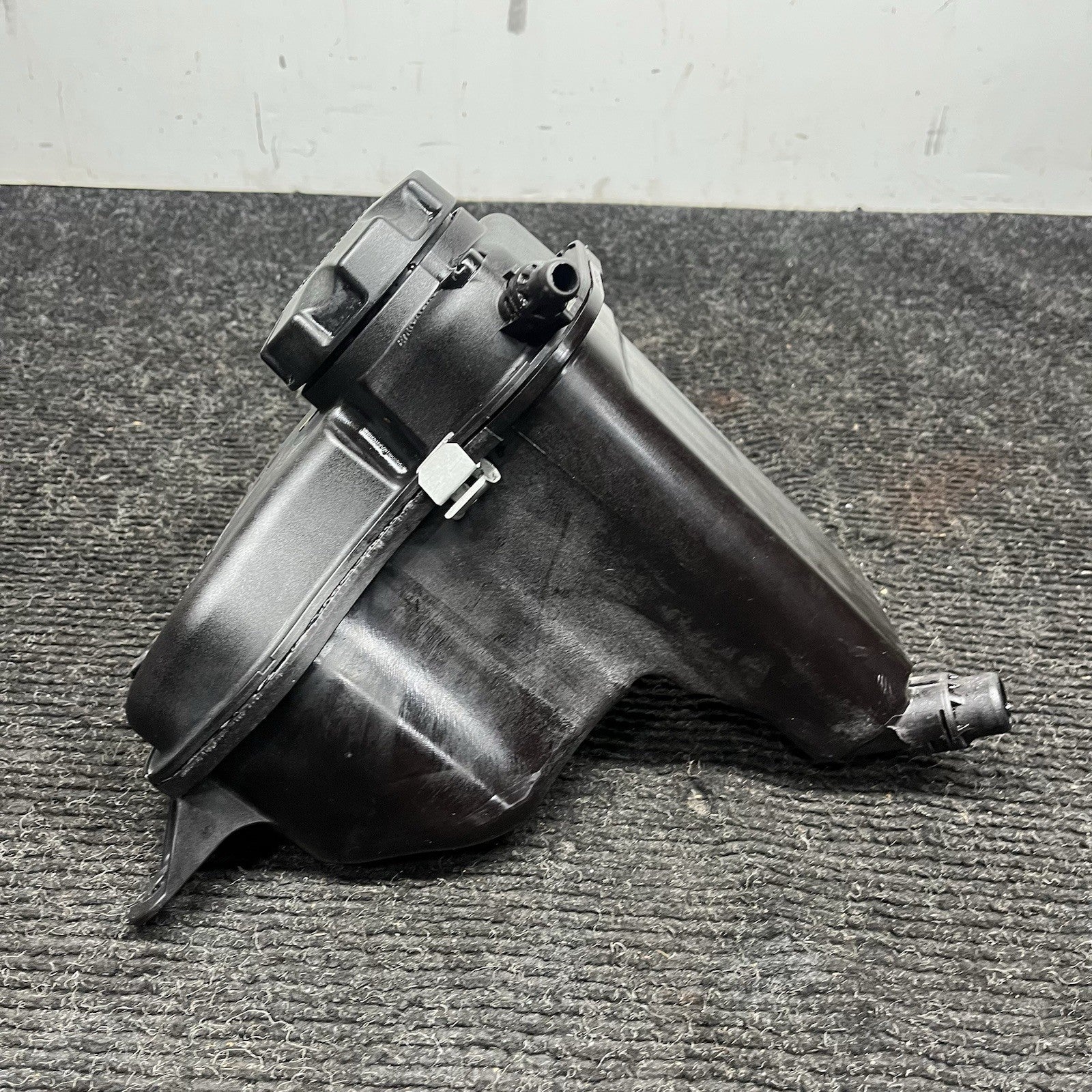 ☑️ 06-13 BMW E82 E88 E90 E92 E93 Radiator Expansion Tank Coolant Reservoir OEM