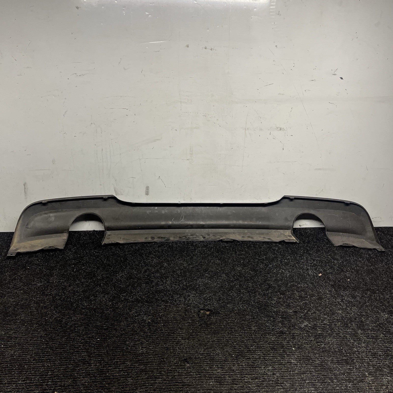 ☑️ 2009-12 BMW E90 E91 M Sport Bumper Insert Rear Dual Exhaust 335i 335d 7892269