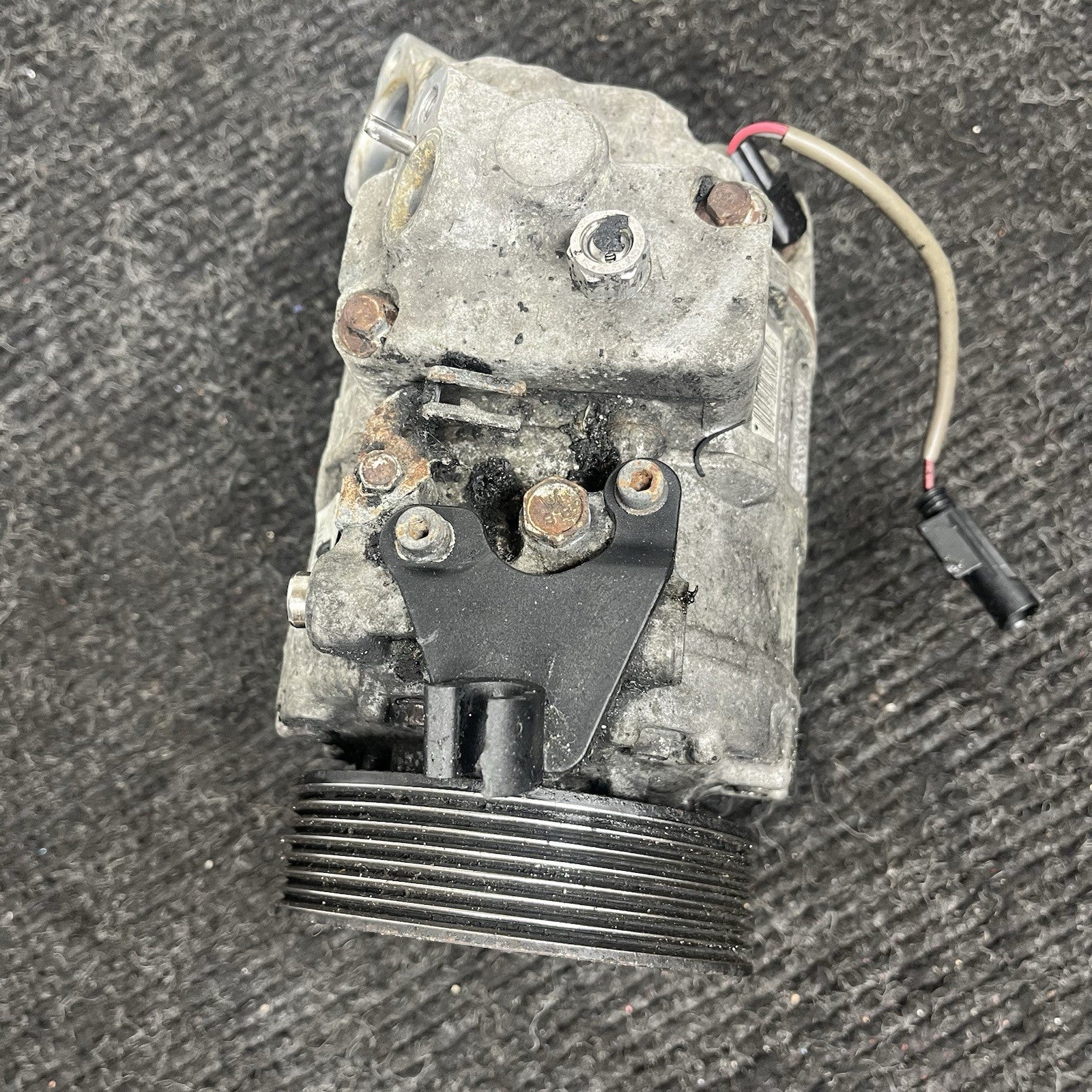 ☑️ BMW E92 135i 335i N54 N55 ENGINE A/C AC COMPRESSOR AIR CONDITIONING UNIT OEM
