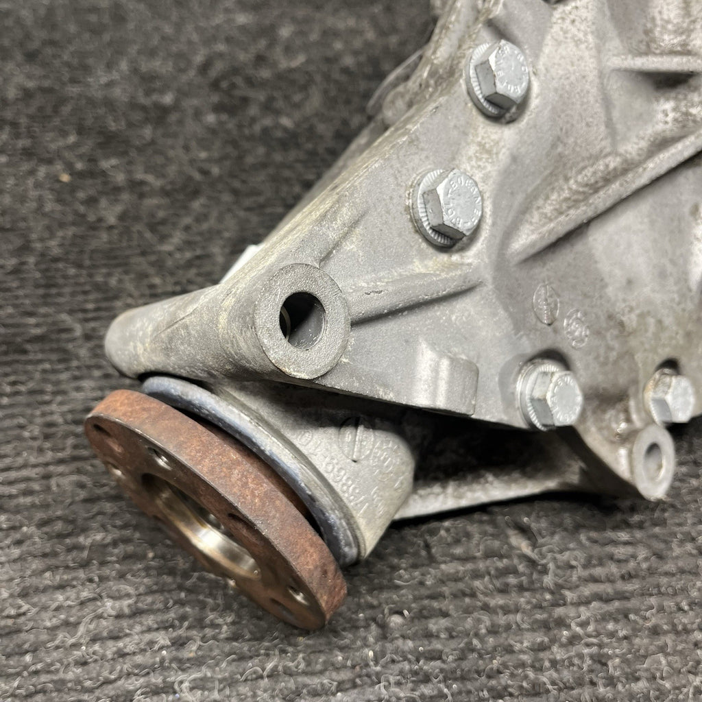 ☑️ 11-13 BMW E70 X5 XDrive35i A/T AWD 3.0L Front Differential Axle Carrier OEM