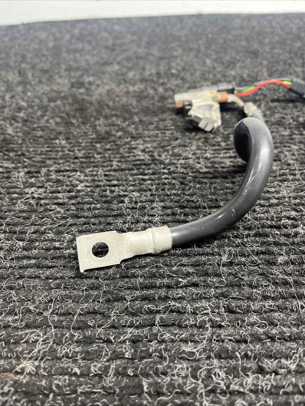 ☑️ BMW OEM E60 E61 E64 E70 545 535 550 M5 REAR TRUNK BATTERY NEGATIVE CABLE