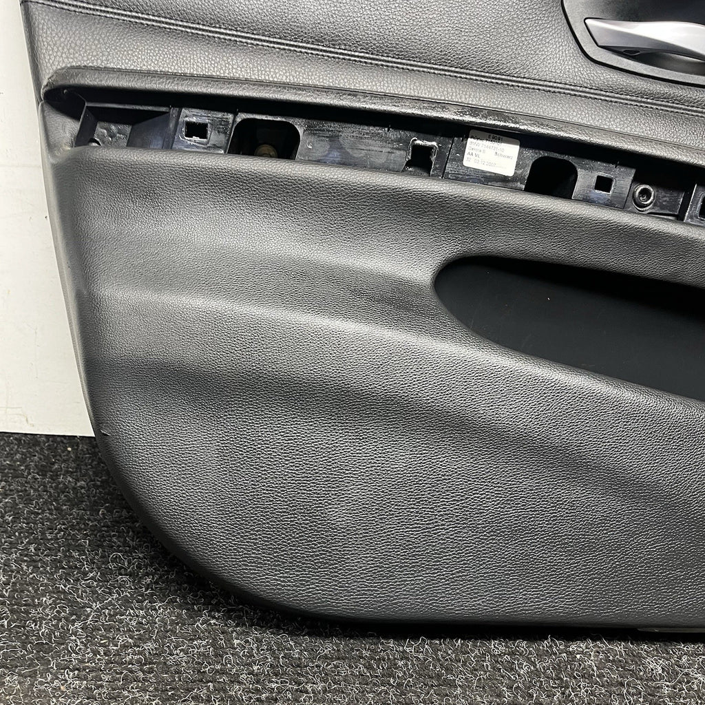 ☑️ 06-12 BMW E90 E91 OEM Driver Front Side Door Panel Cart Leather Black