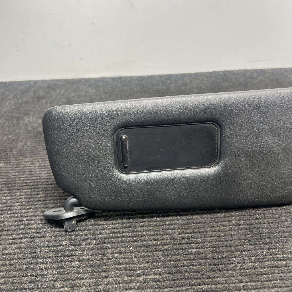 ☑️ 2001-2006 BMW 3 Series E46 Convertible Sun Visor  101-0232400 Passenger