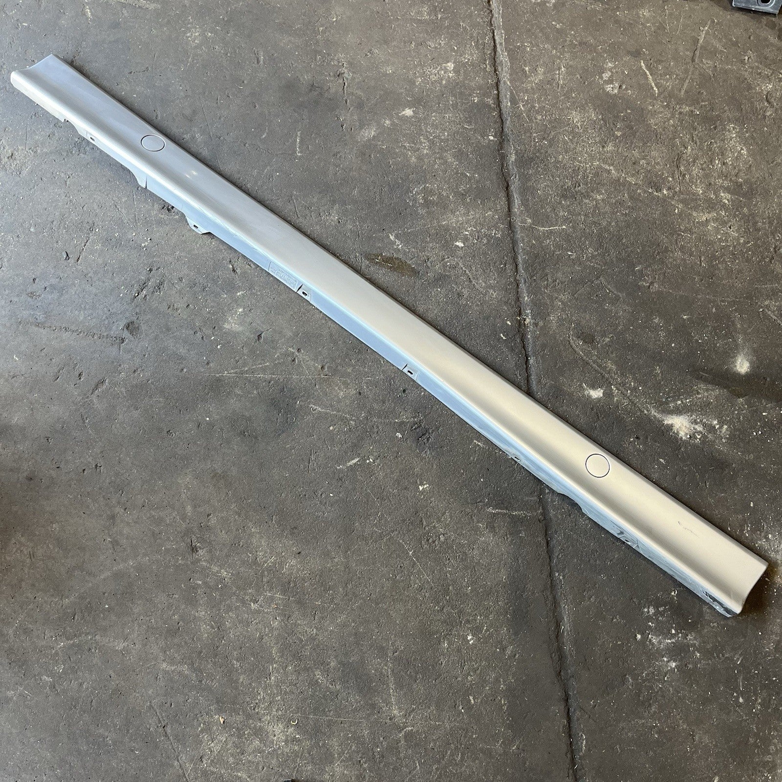 ☑️ 91-99 BMW E36 3 Series M3 Right Passenger Side Skirt Rocker Panel Silver OEM