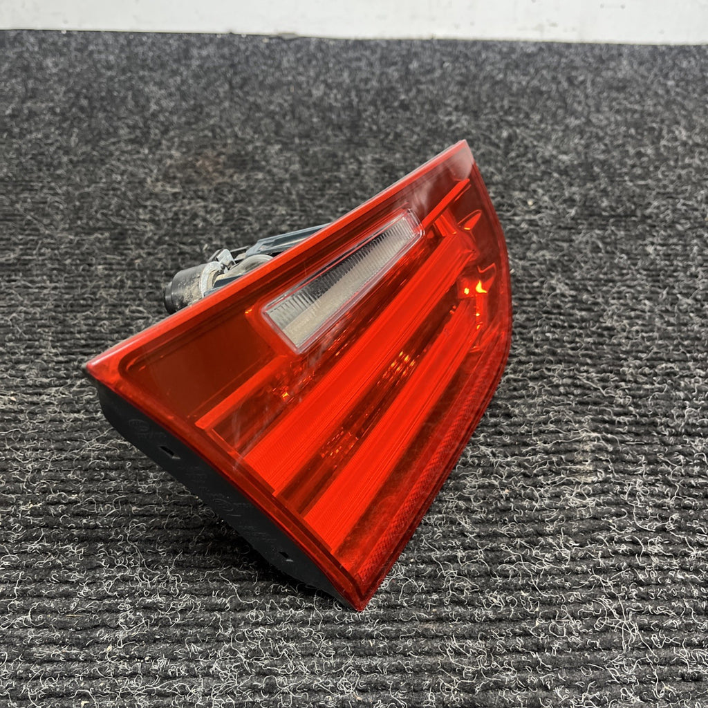 ☑️ 12-15 OEM BMW F30 F80 M3 Sedan Rear Left Driver Side Inner Trunk Tail Light