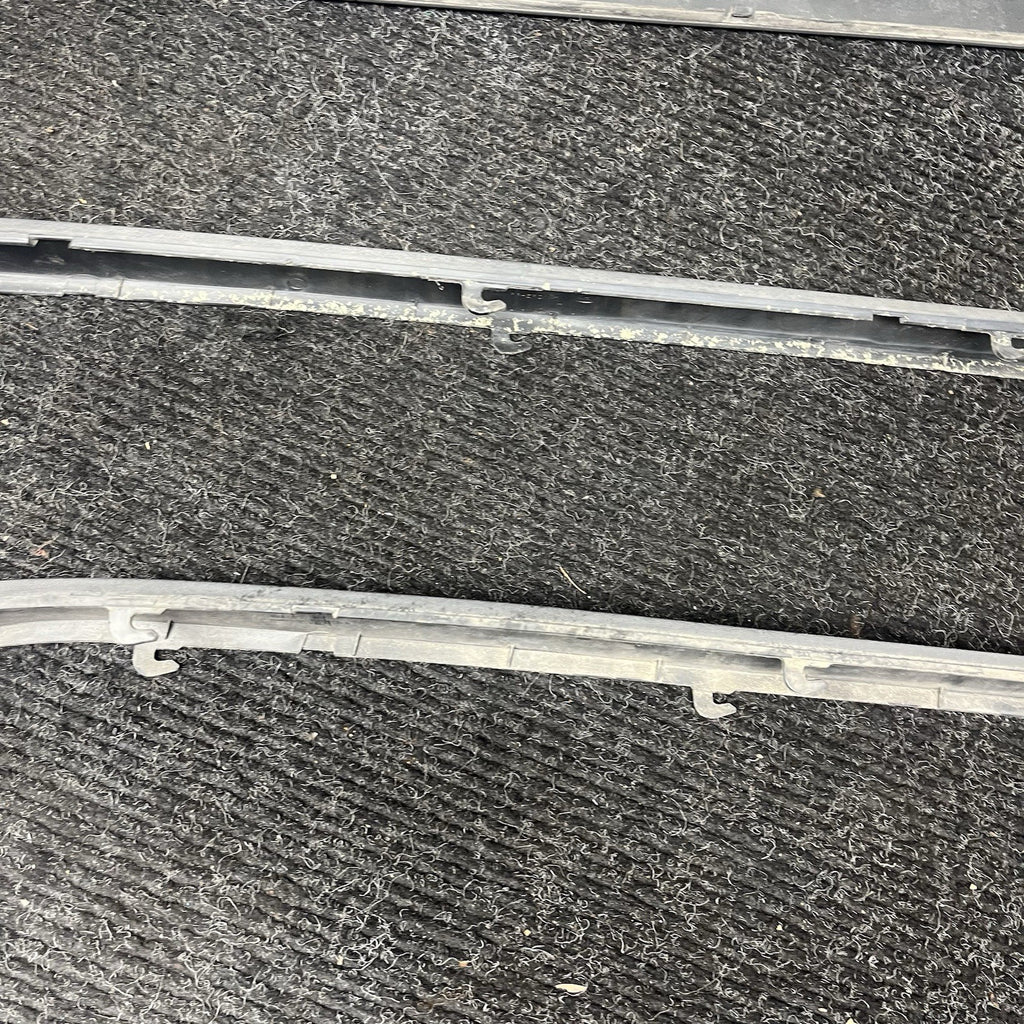☑️ 94-99 BMW E36 328i SEDAN SET OF 3 REAR BUMPER TRIM STRIP MOLDING OEM