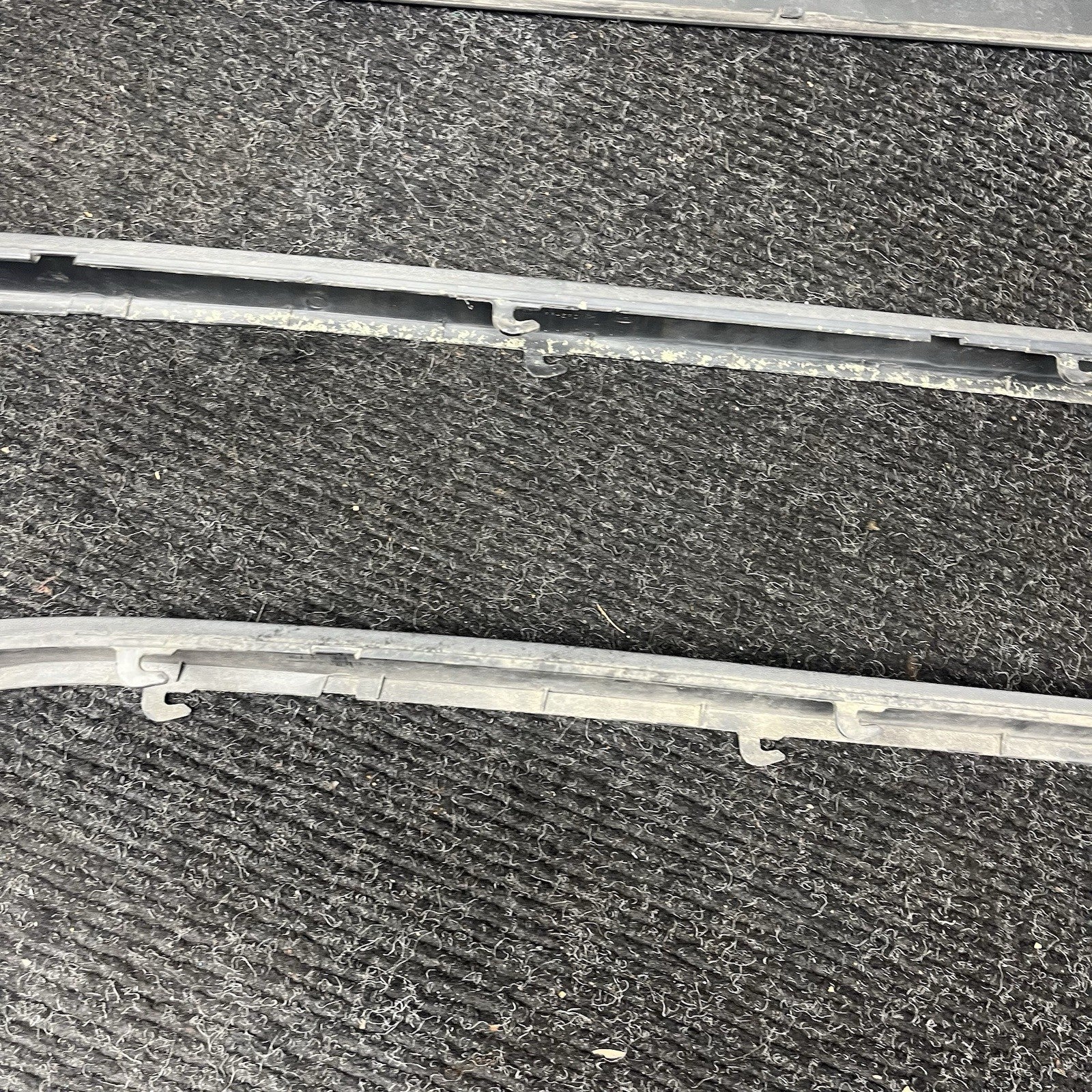 ☑️ 94-99 BMW E36 328i SEDAN SET OF 3 REAR BUMPER TRIM STRIP MOLDING OEM