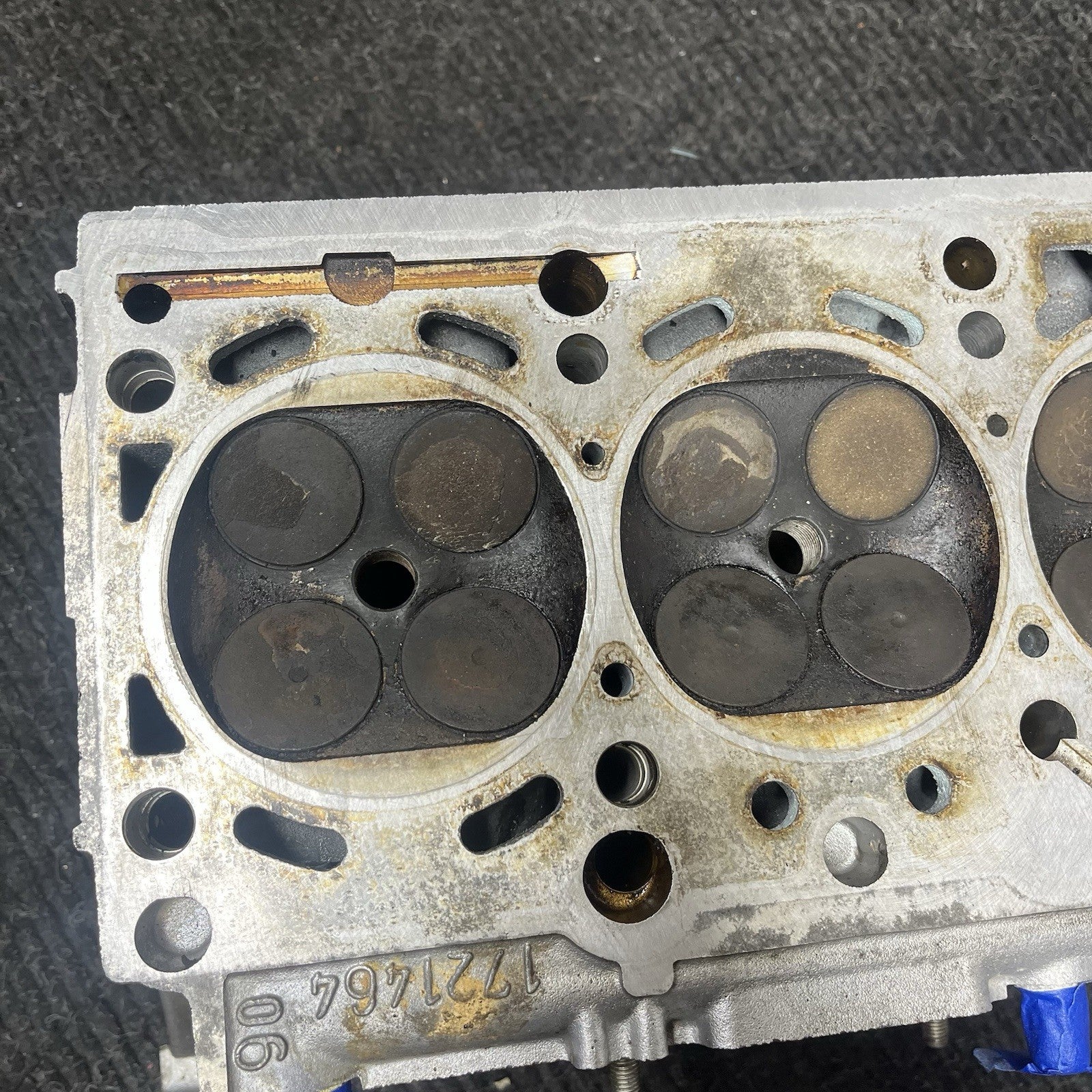 ☑️ BMW M42 Engine Cylinder Head 1721464