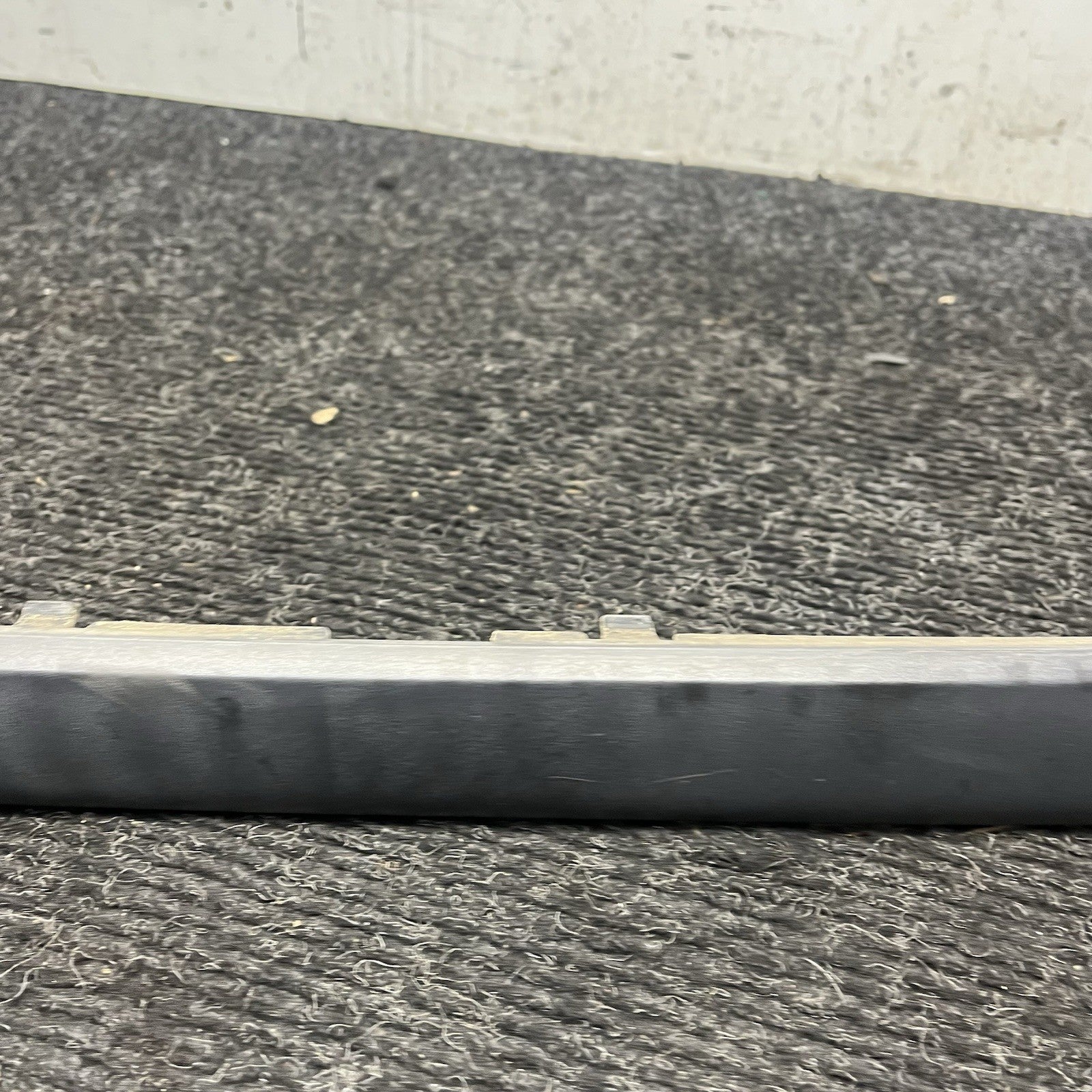 ☑️ 2002 BMW 325I E46 SEDAN REAR BUMPER TRIM MOLDING LEFT RIGHT CENTER 7030603